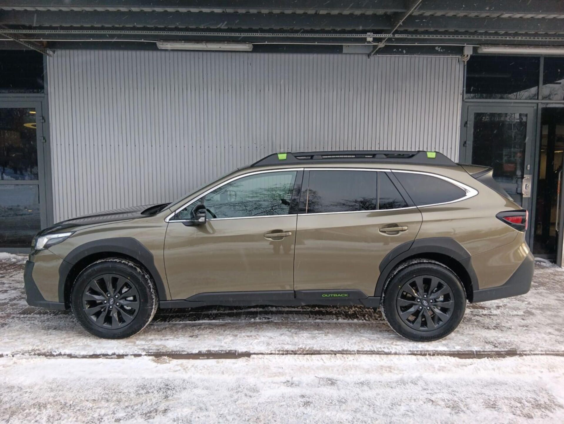 Subaru Outback, 2.5i 4WD Field Nové - fotka 3