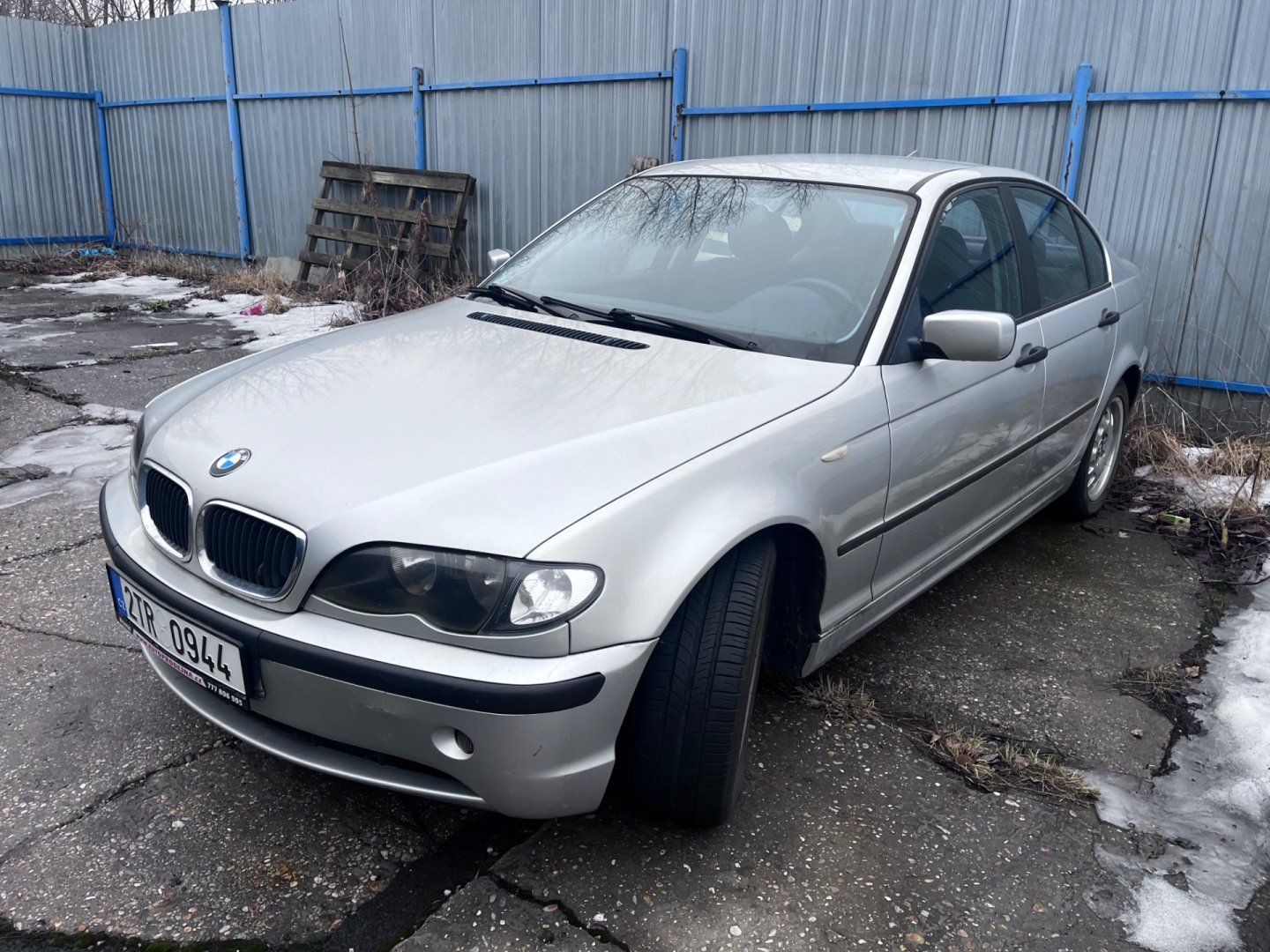 BMW Řada 3, 320d 110 kW 5 RYCHLOSTÍ - fotka 3