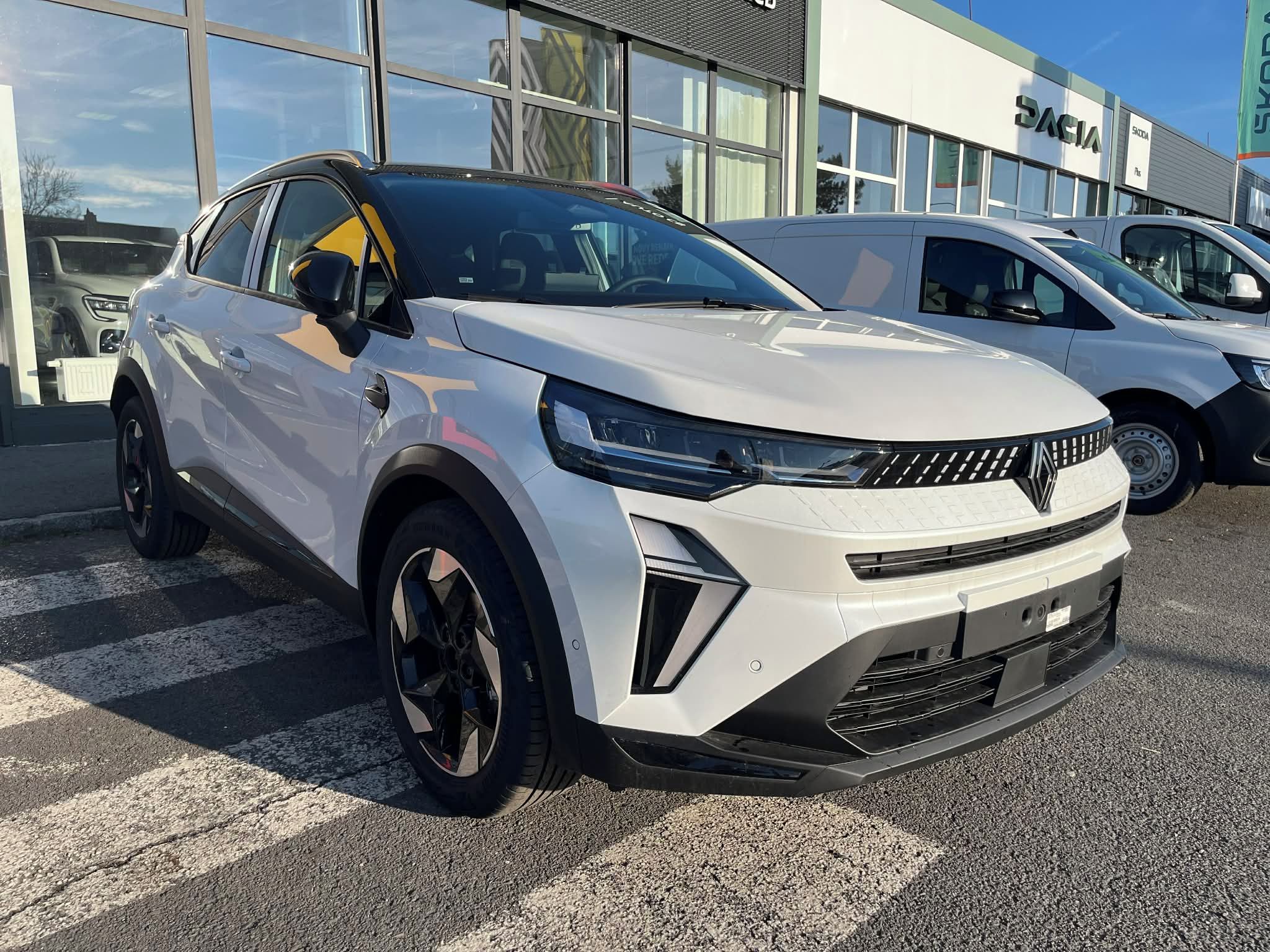 Renault Captur, techno mild hybrid 140 EDC - fotka 3