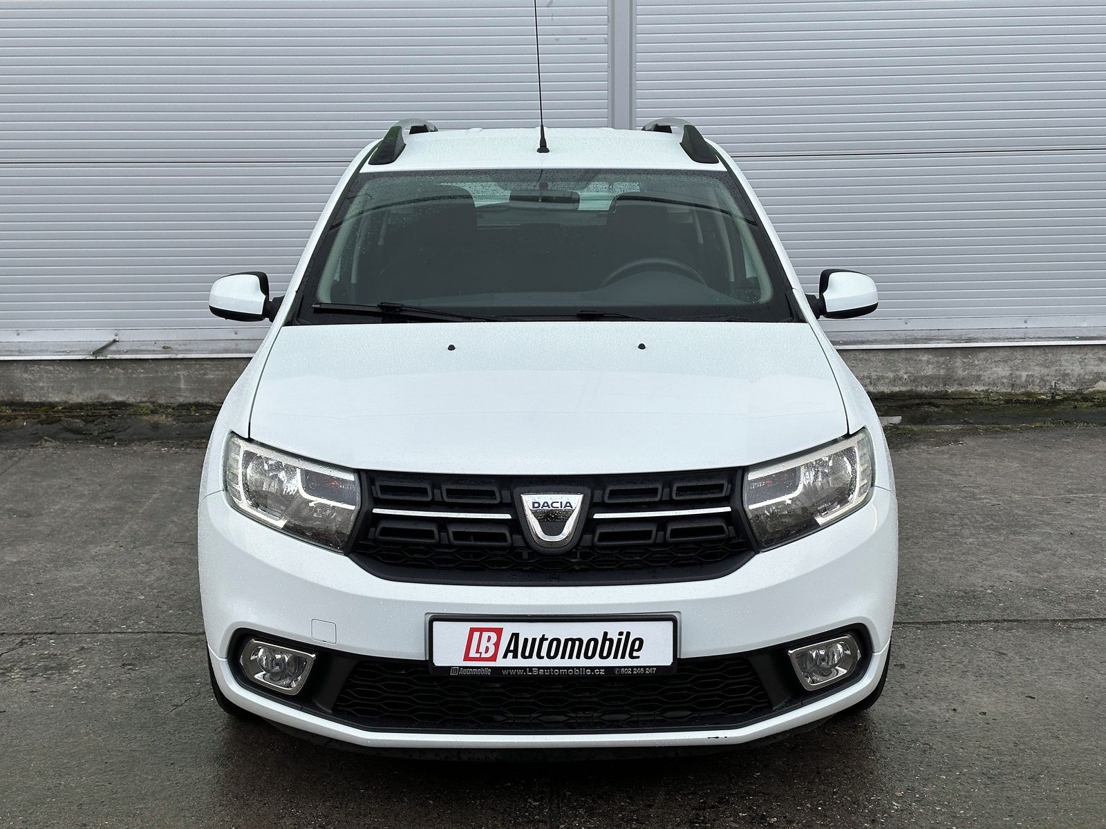 Dacia Logan, 1.0SCe MCV Bluetooth KLIMA ALU - fotka 2