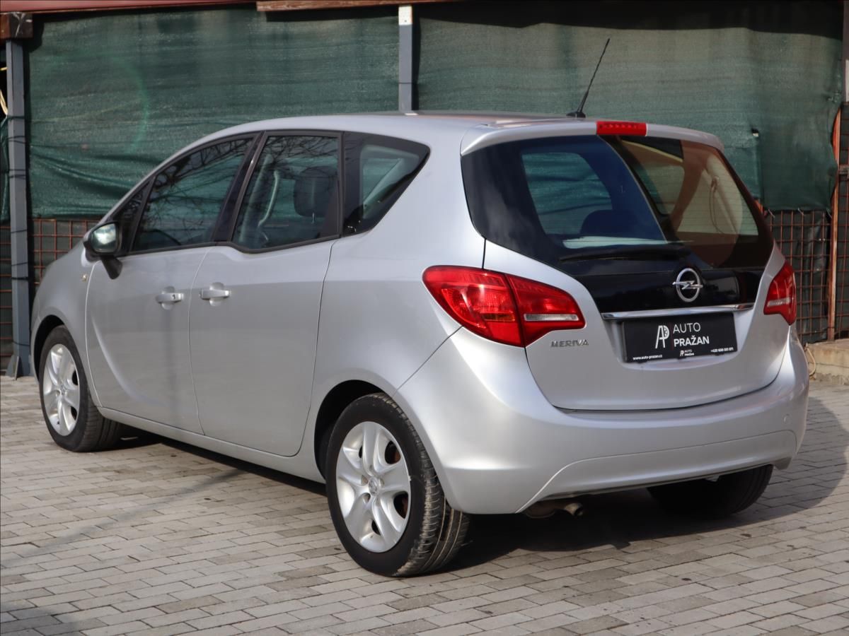Opel Meriva, 1,4 i klima, rozvody - fotka 4
