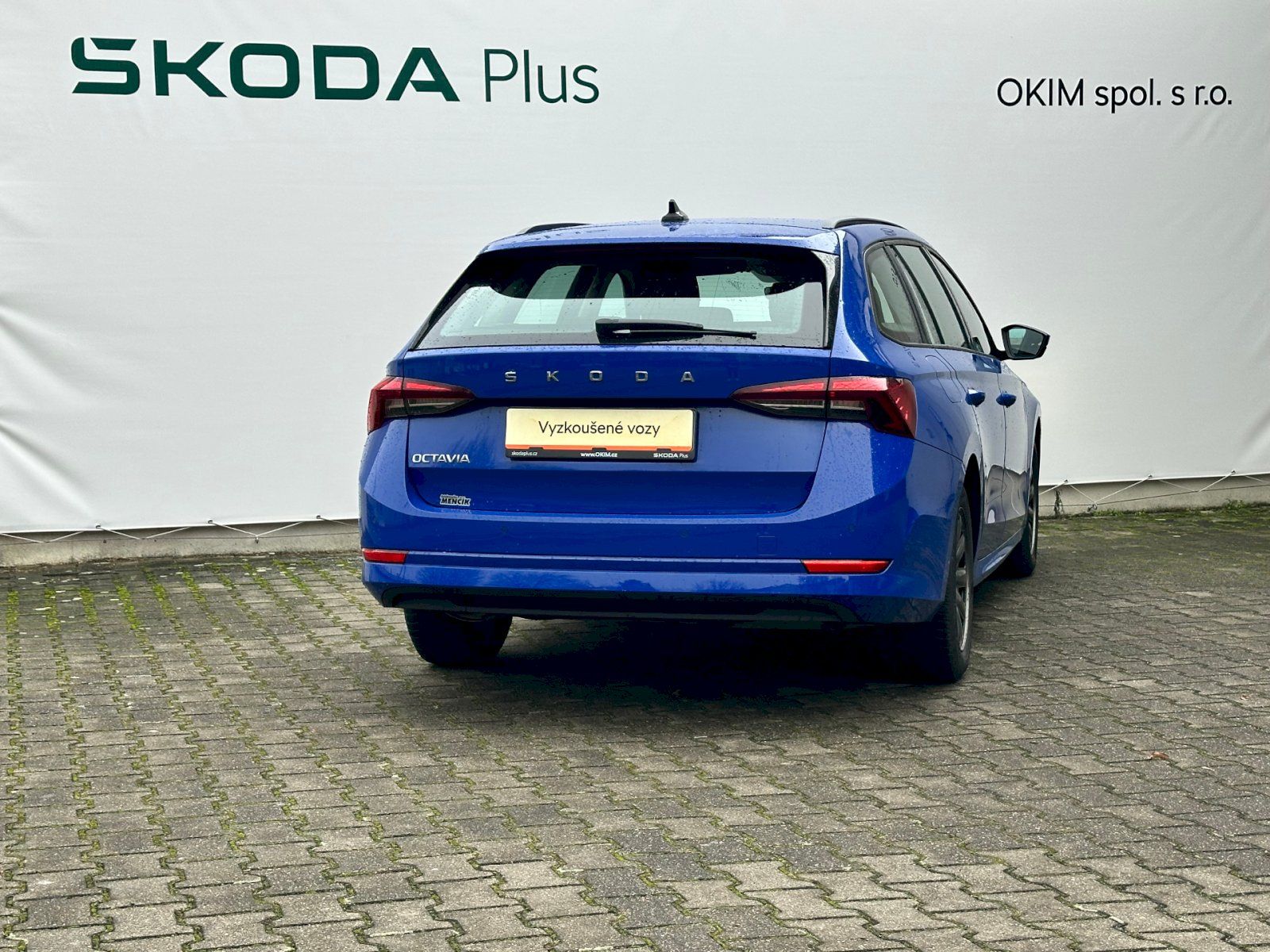 Škoda Octavia, 2.0 TDI 85kW Ambition Combi - fotka 2