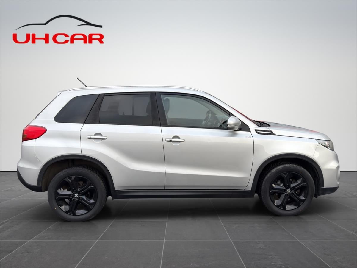 Suzuki Vitara, 1,4 BOOSTERJET S  4x4 AUTOMAT - fotka 4