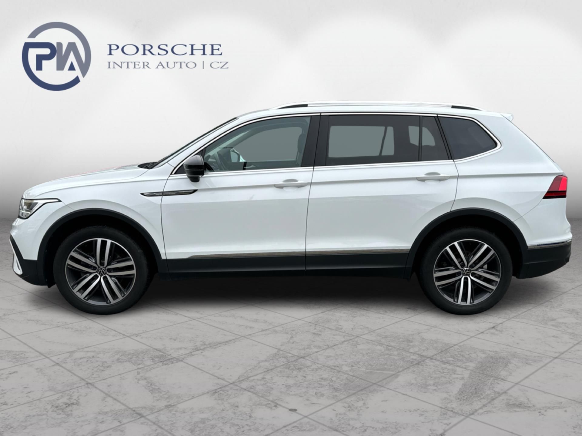 Volkswagen Tiguan Allspace, Life 2.0 TDI 110 kW - fotka 3