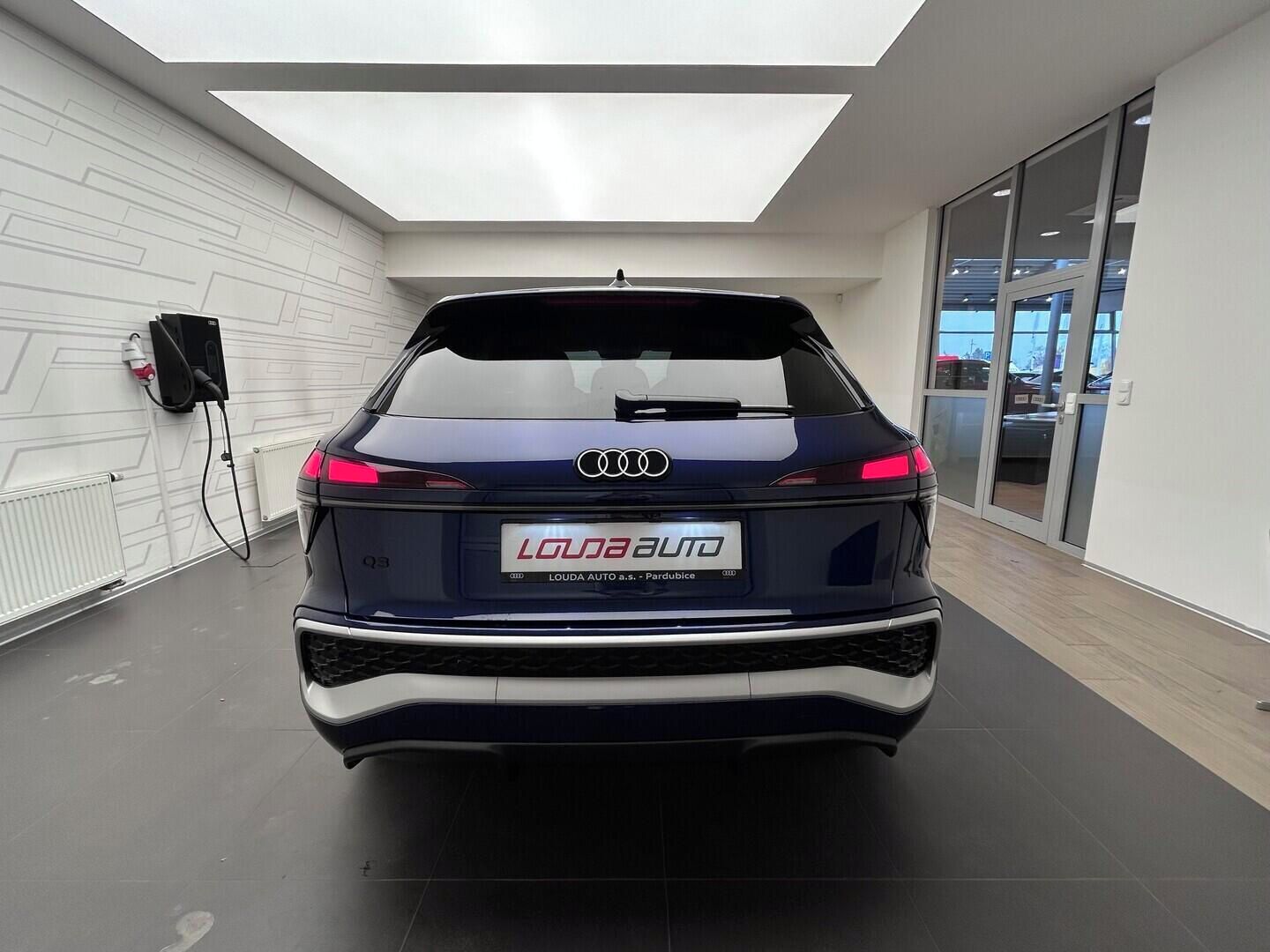Audi Q3, TFSI 110 kW - fotka 5