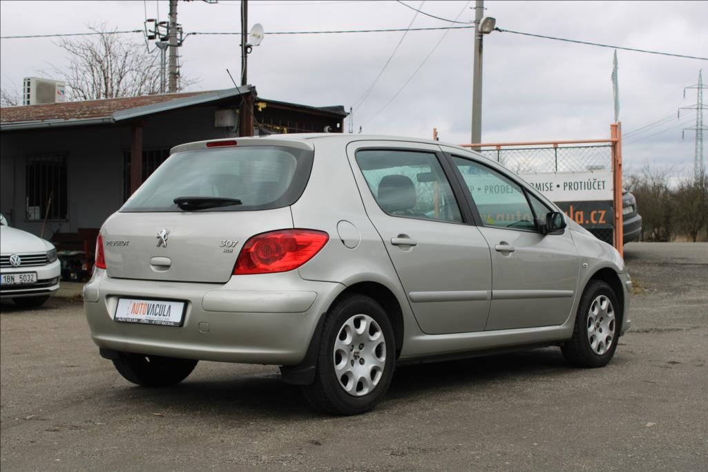Peugeot 307, 1,6 HDi  1.maj., ČR, serviska - fotka 5