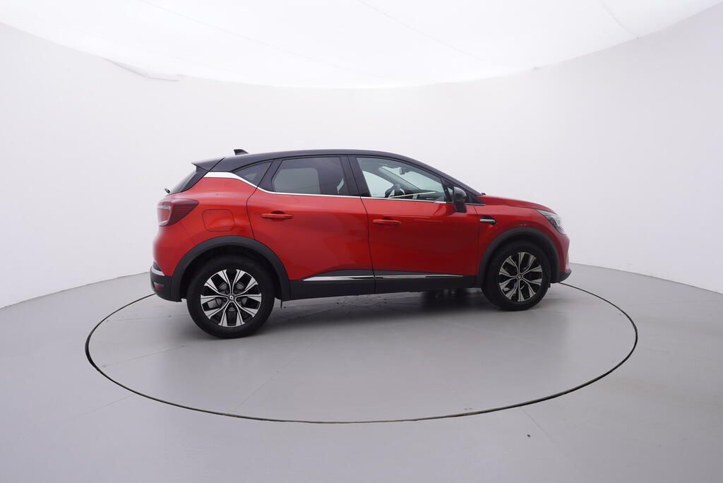 Renault Captur, Techno 1.3 TCe 140 EDC 103 kW - fotka 6