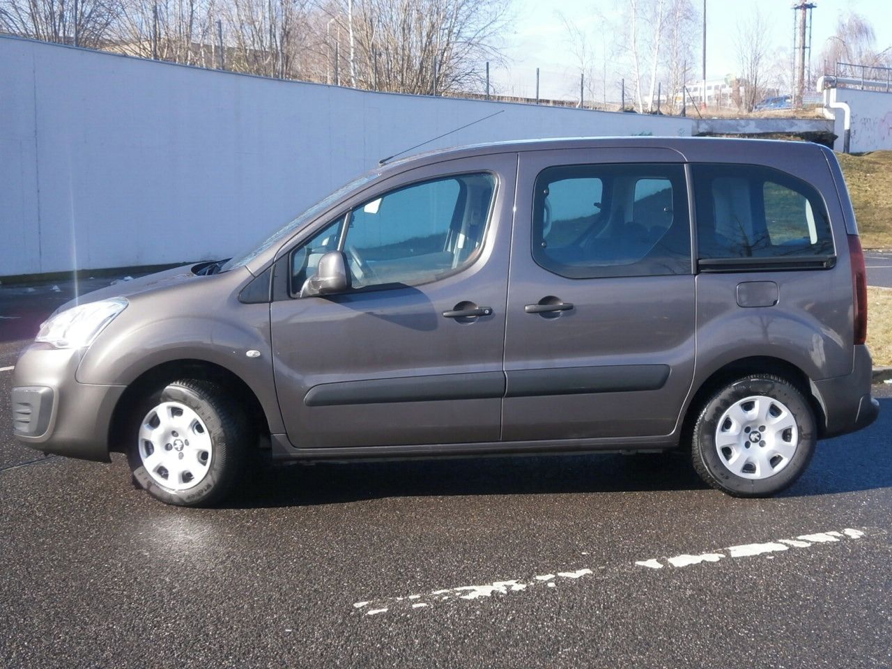Peugeot Partner, 1,6HDI  NOVE ROZVODY!!! KLIMA - fotka 2