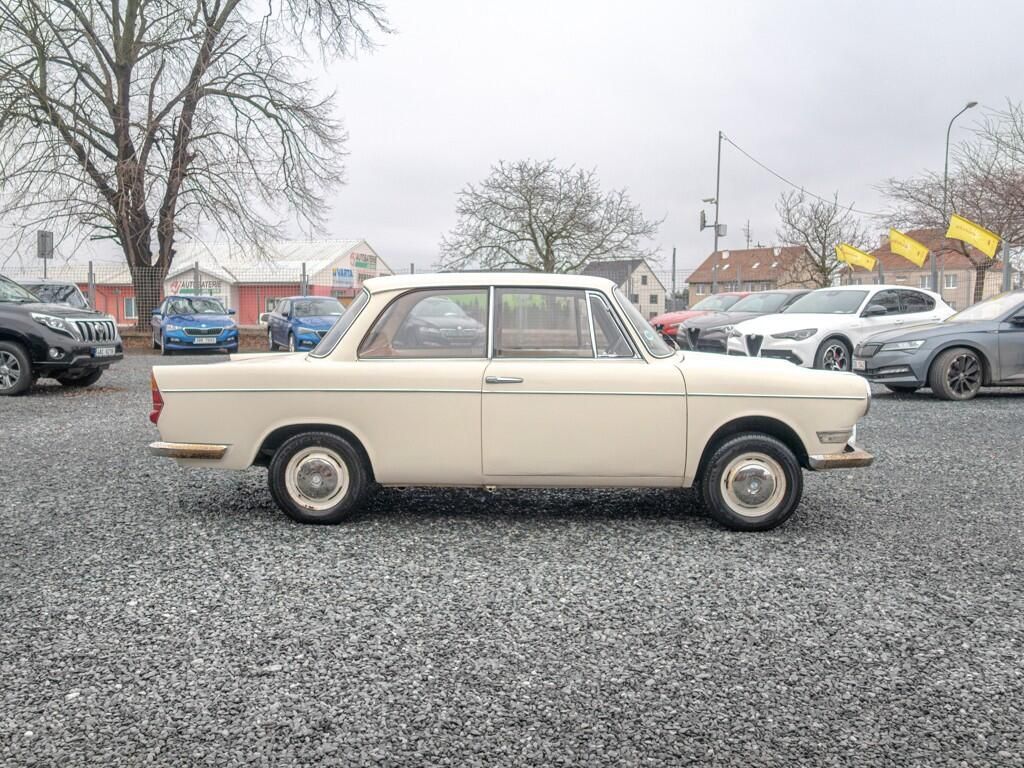 BMW, 700 LUXUS - rok 1965 - fotka 4