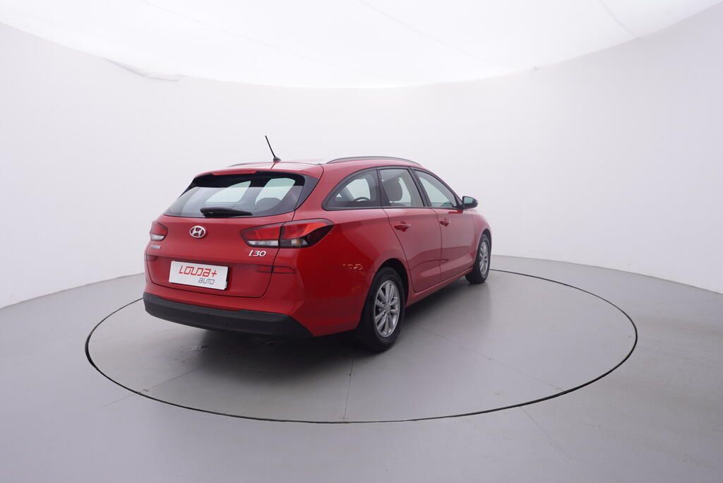 Hyundai i30, 1.0 GDi 88 kW - fotka 5