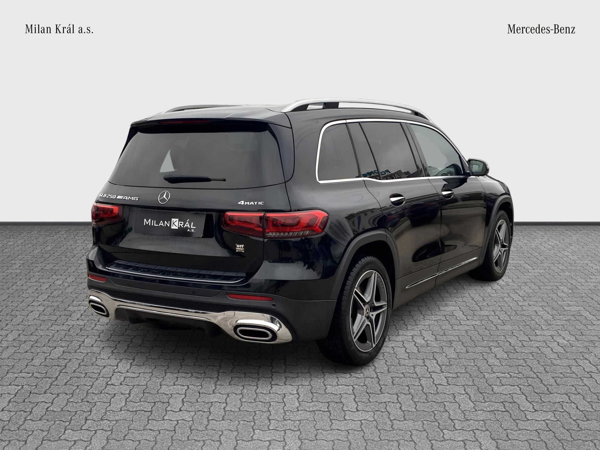 Mercedes-Benz GLB, GLB 250 AMG 4M - fotka 5