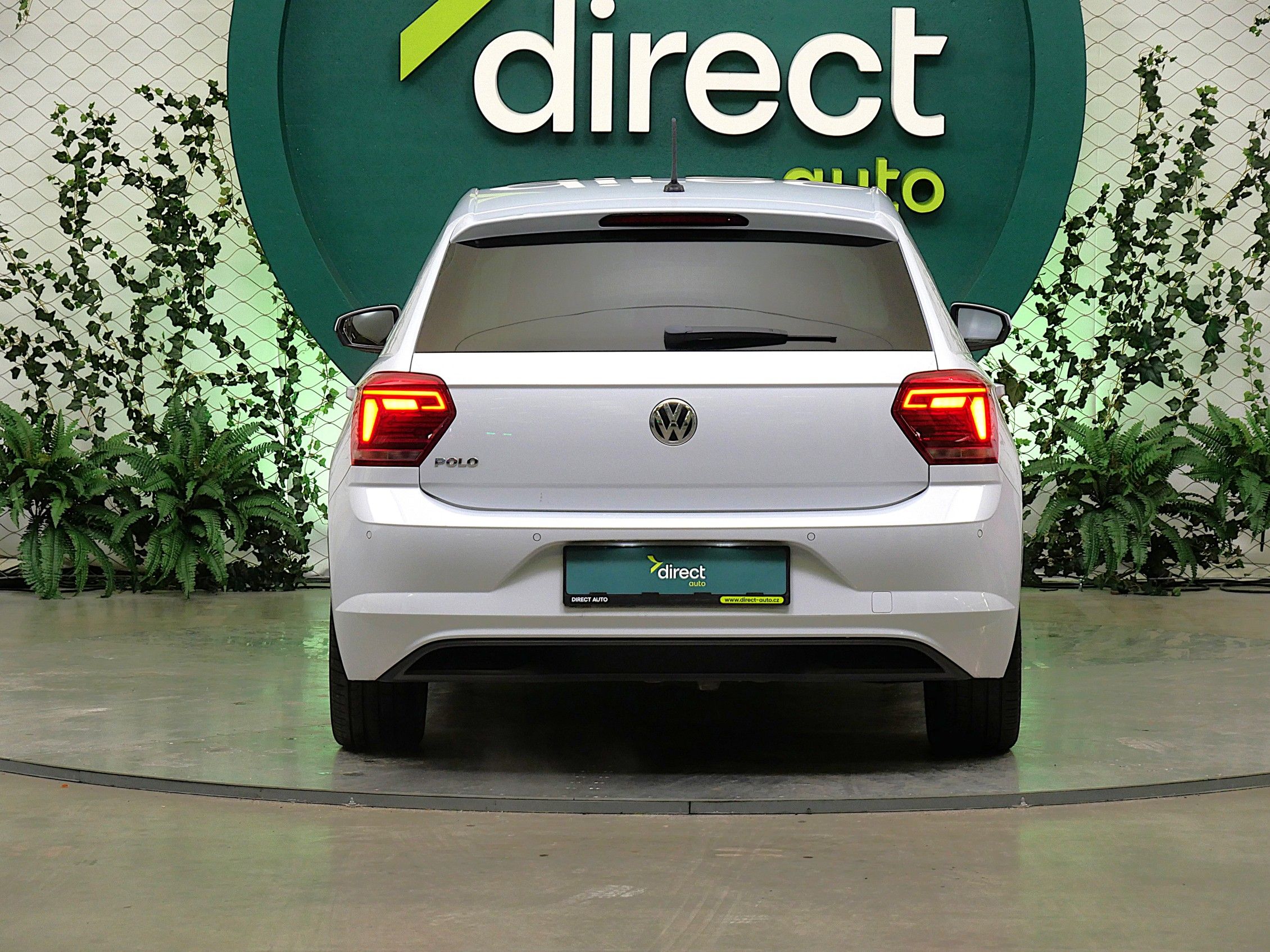 Volkswagen Polo, 1.0 TSI 85 kW Highline - fotka 6