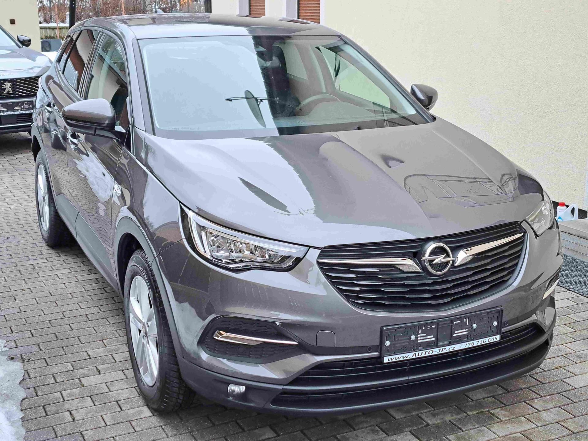 Opel Grandland X, 1,2 PT EAT8 LED - fotka 2