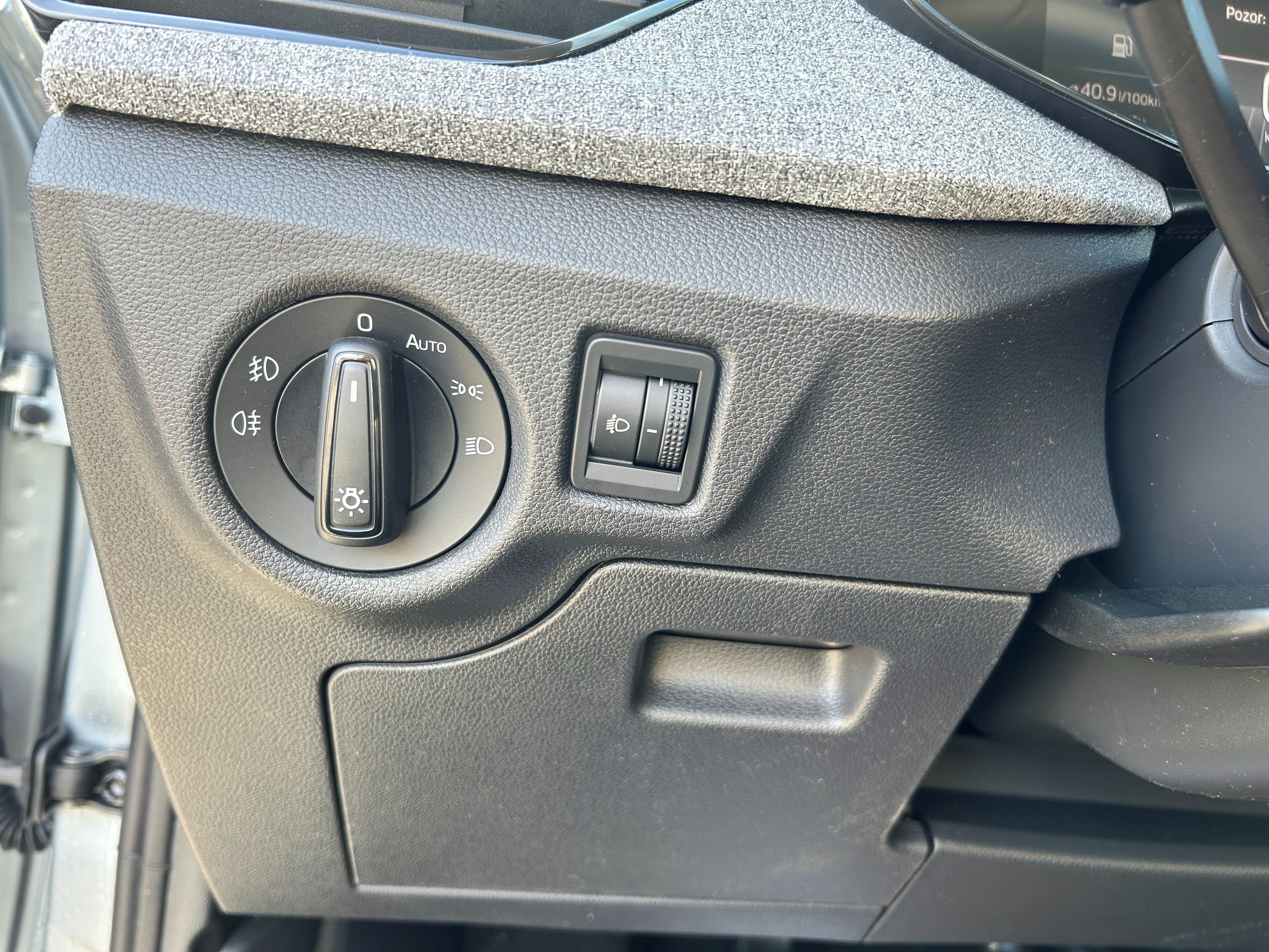 Škoda Kamiq, 1,0 TSI 70 kW man. Classic - fotka 4