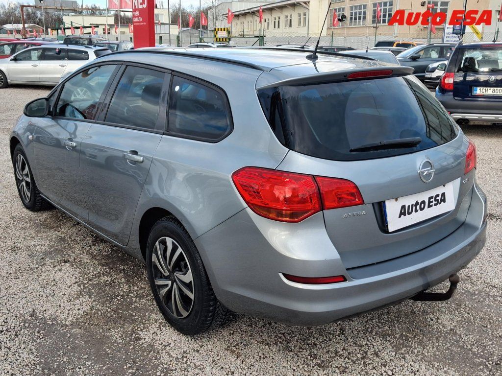 Opel Astra, 1.7D,AAC - fotka 6