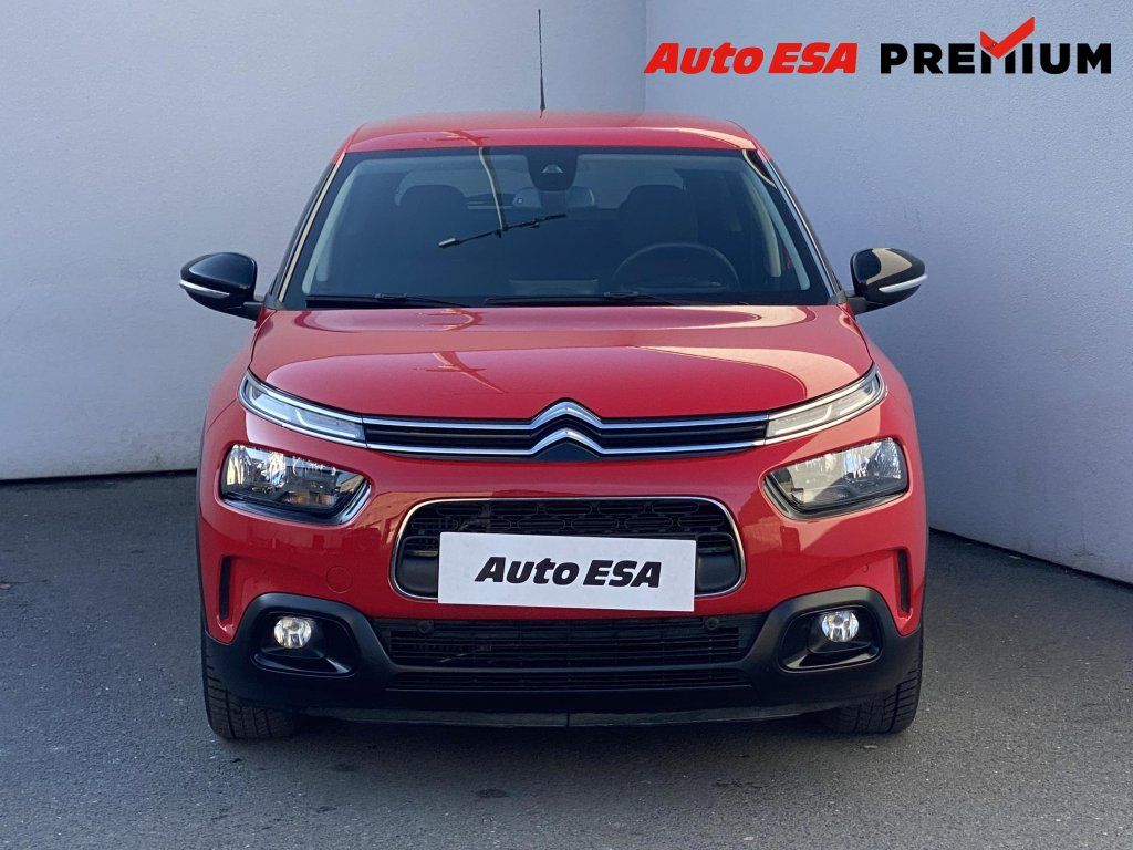 Citroën C4 Cactus, 1.2 PT,1.maj,ČR,Shine - fotka 2