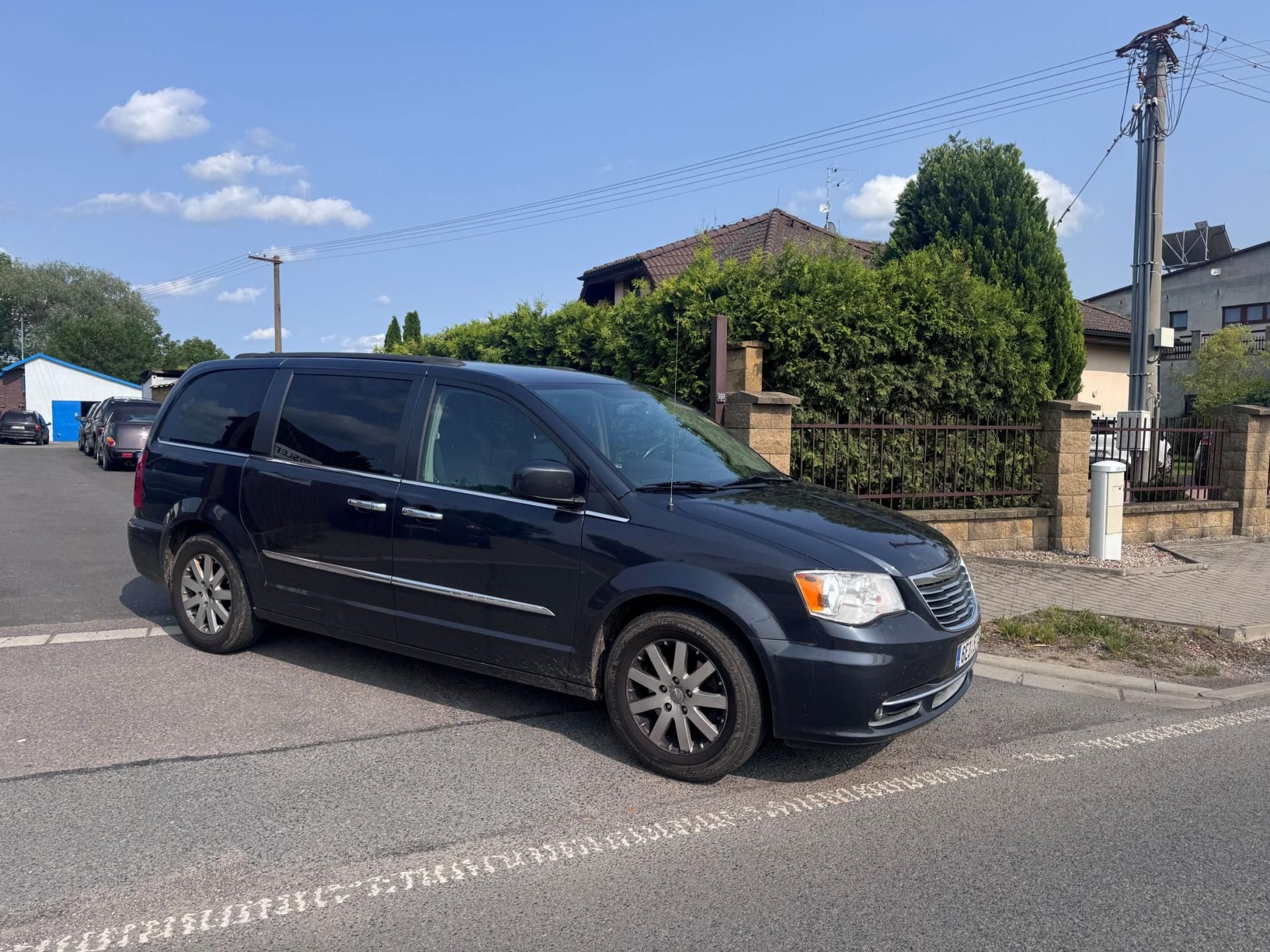 Chrysler Town & Country, 3,6 RT DVD Stown Kůže 2014