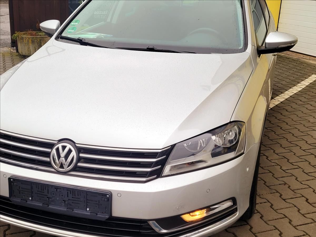 Volkswagen Passat, 1,4 *SERV.KNÍŽKA,AUT.PARKOVÁNÍ - fotka 3