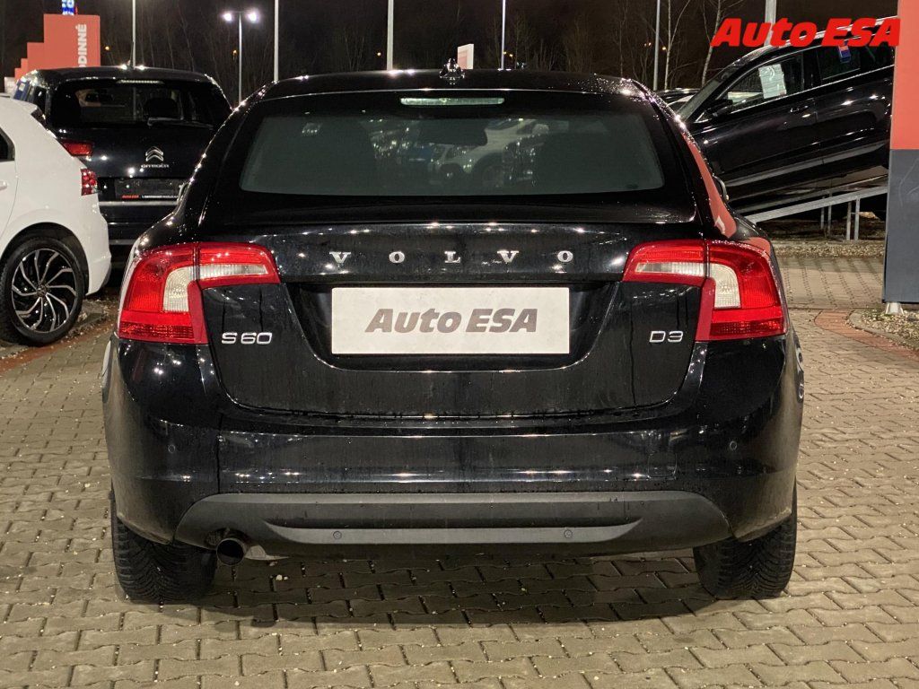 Volvo S60, 2.0 D3,Navi - fotka 5