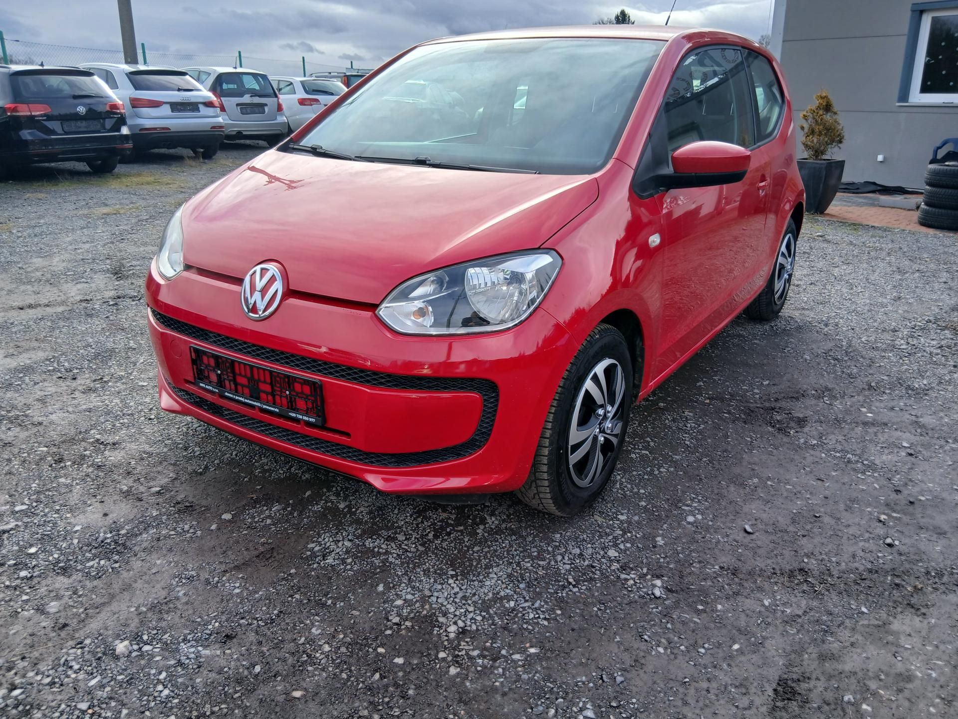 Volkswagen Up!, 1.0, 44 kW - fotka 3