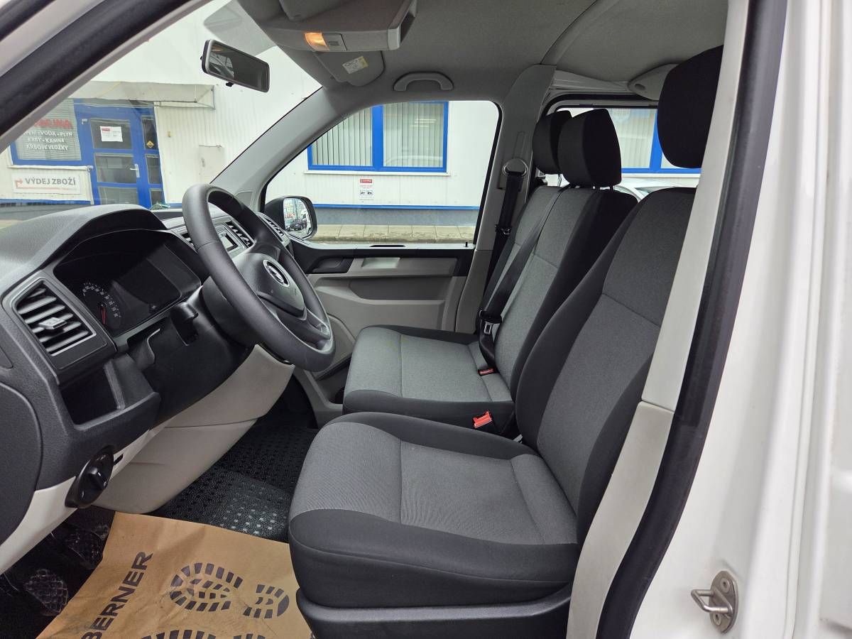 Volkswagen Transporter, 2.0 TDI 9 míst - fotka 6