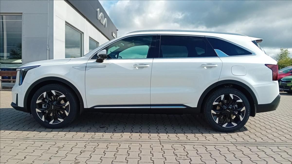 Kia Sorento, 2,2 Sorento 7P CRDi DCT 4x4TOP - fotka 6