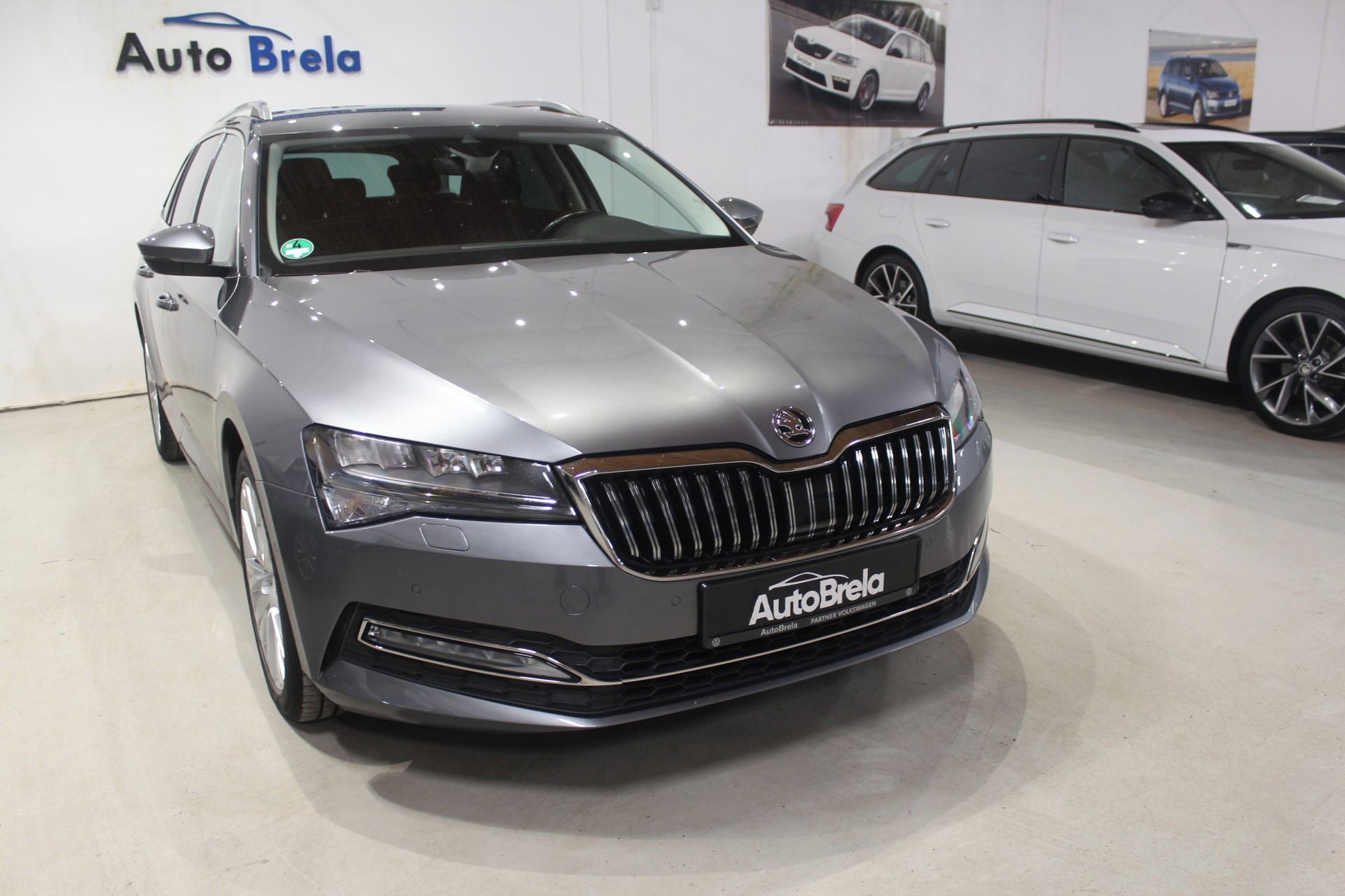 Škoda Superb, 2.0TDI DSG Display Nez.Topení - fotka 2