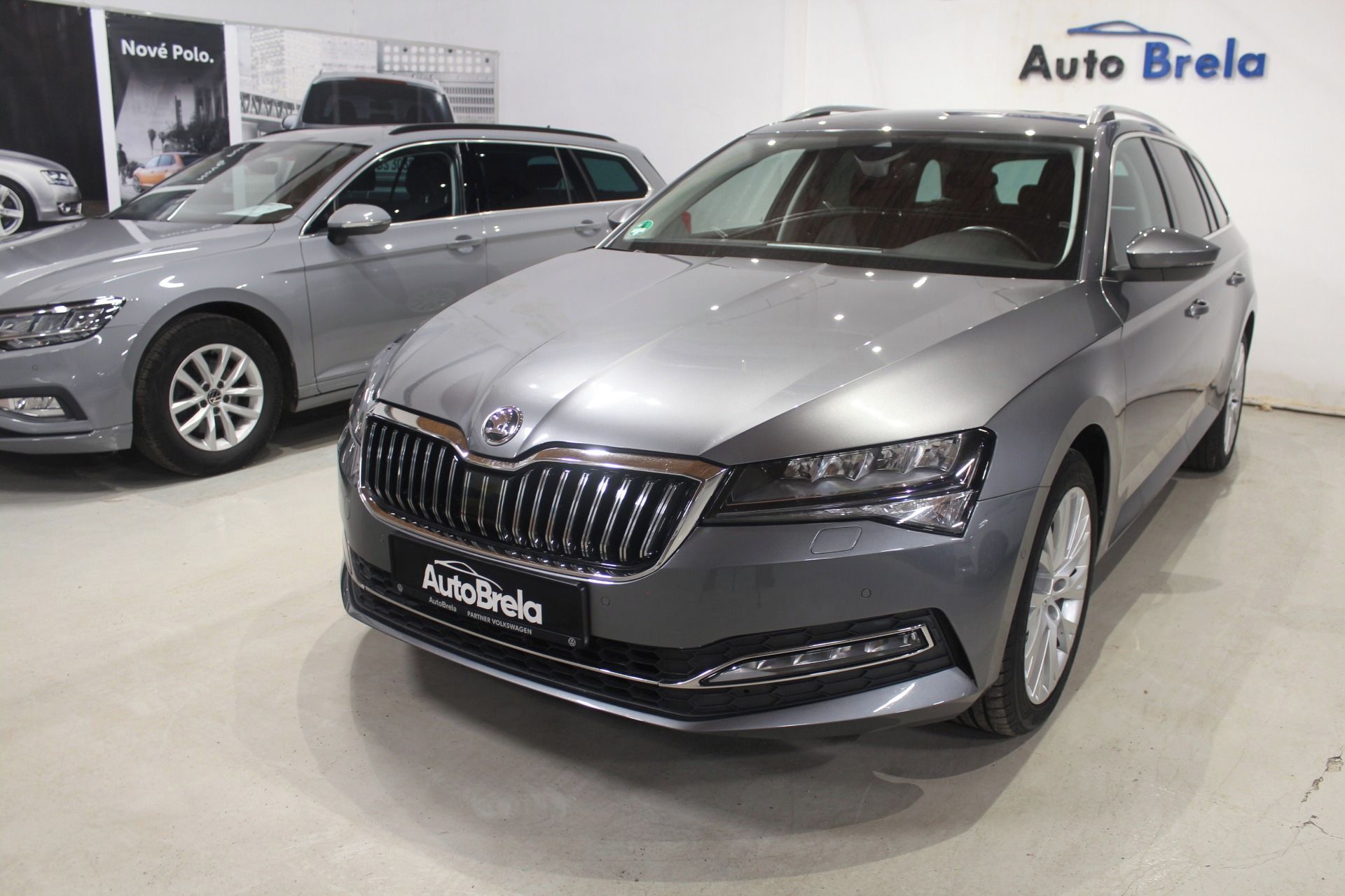 Škoda Superb, 2.0TDI DSG Display Nez.Topení - fotka 5