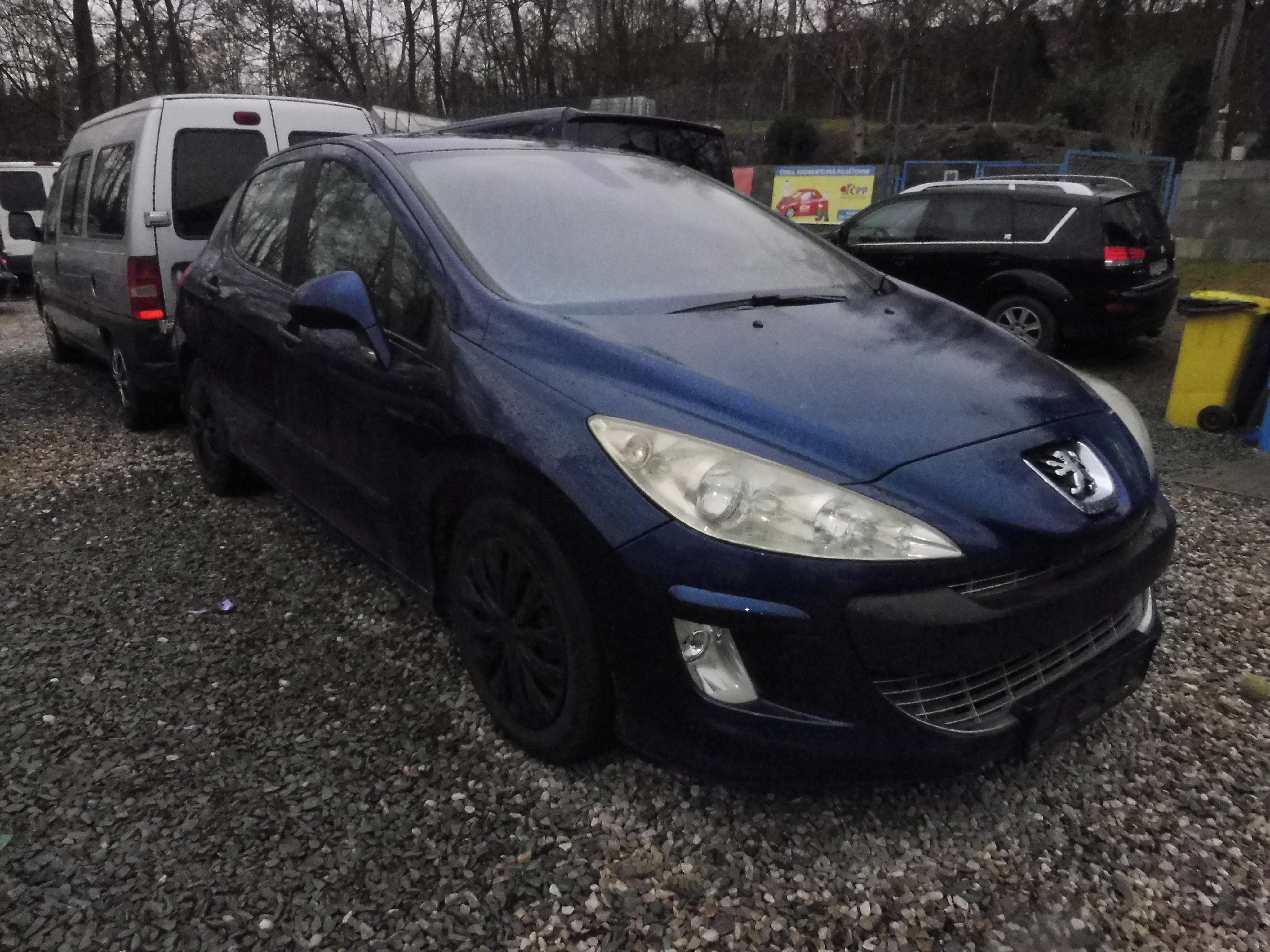 Peugeot 308, 2,0 Hdi - fotka 3