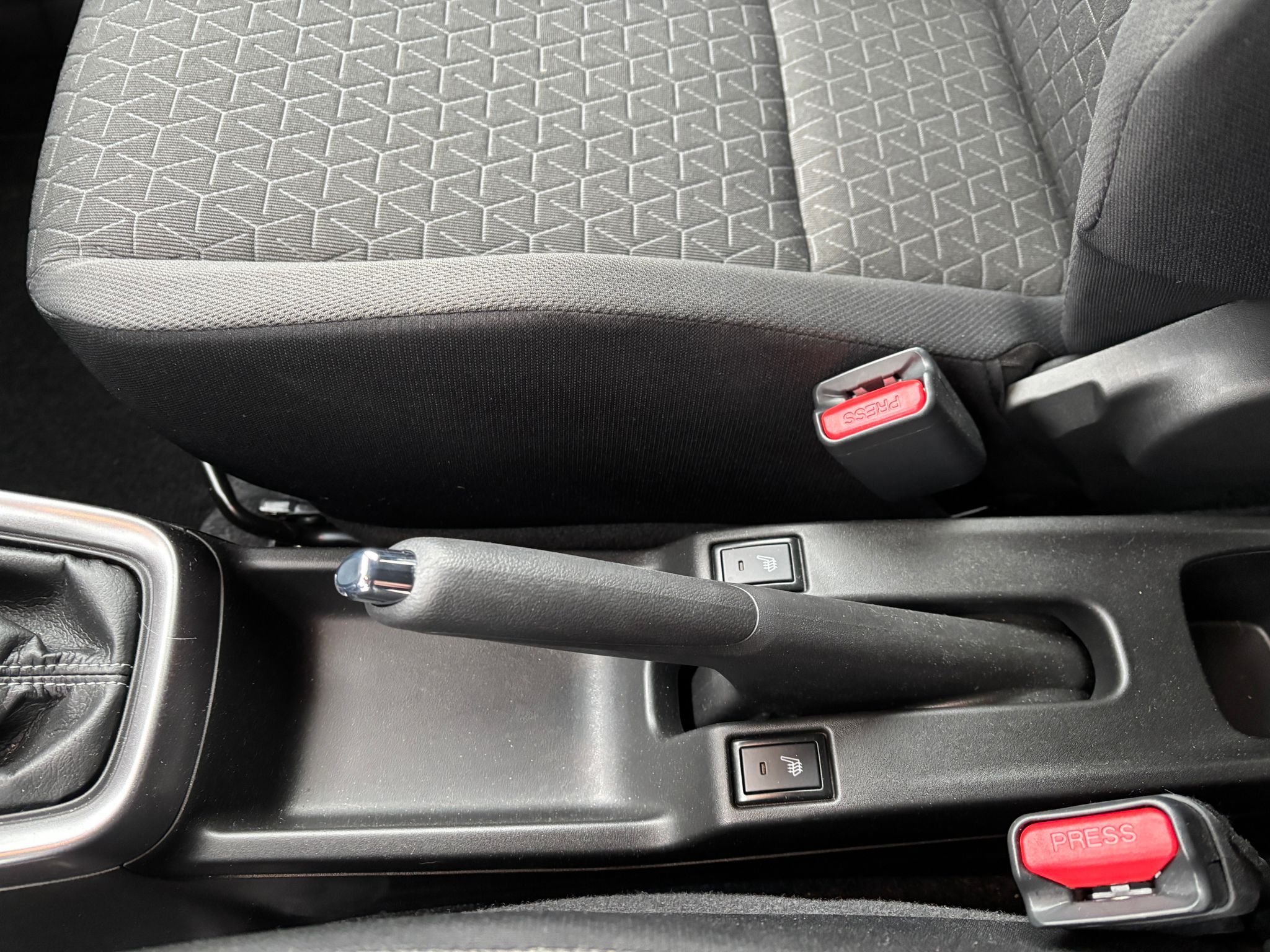 Suzuki Swift, 1,2 Elegance AllGrip Hybrid - fotka 6