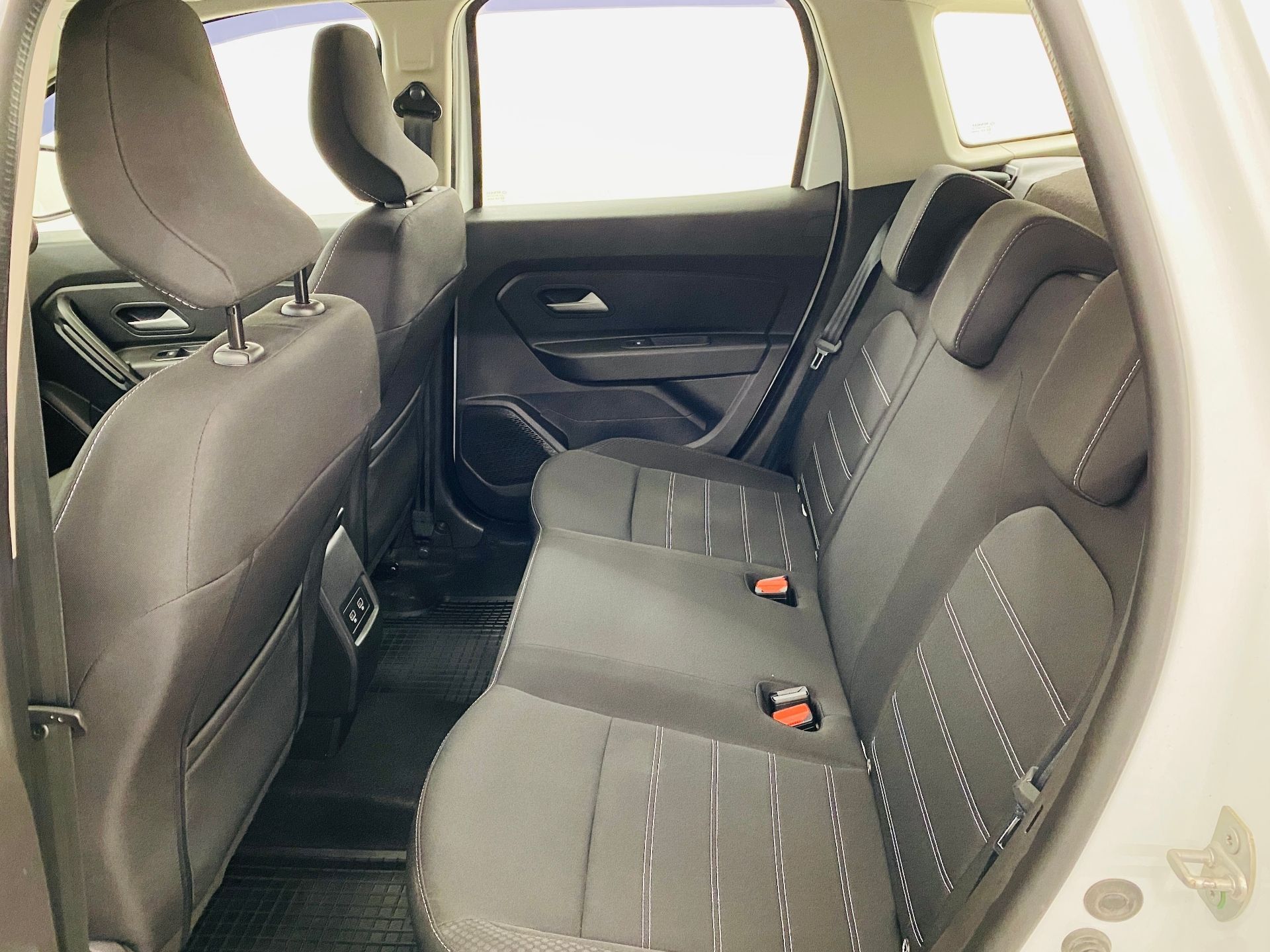 Dacia Duster, Essential 1.0 TCe 67kW - fotka 6