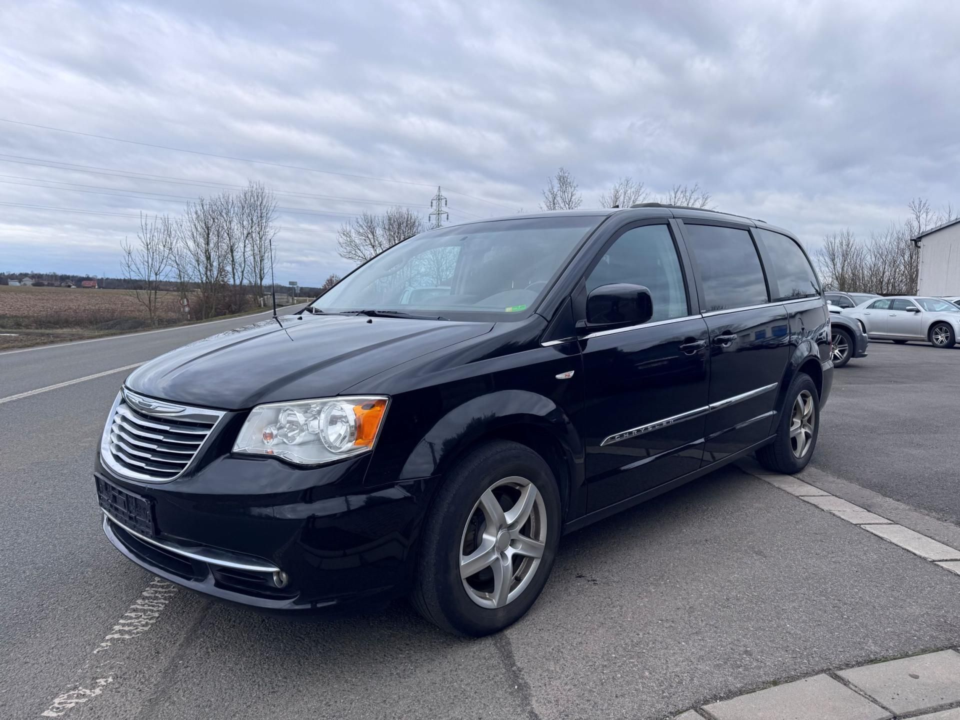 Chrysler Town & Country, 3,6 RT Penta DVD 2014 - fotka 2