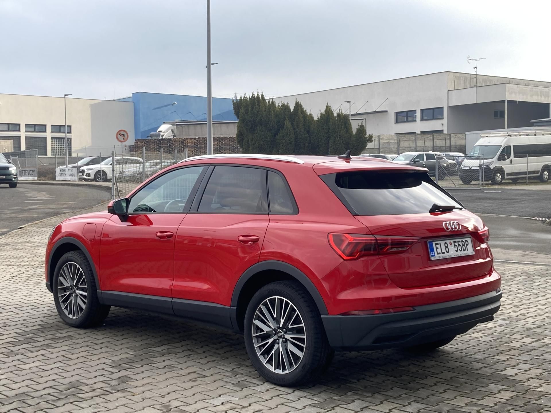 Audi Q3, TFSIe - předváděcí vůz, záruka - fotka 3