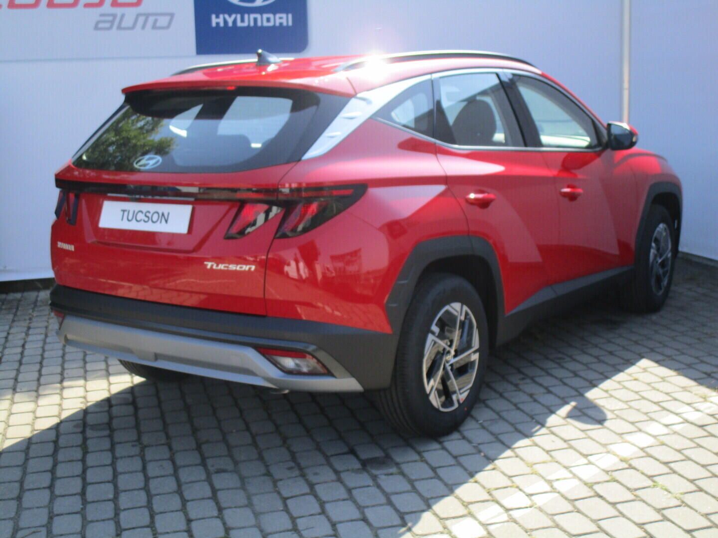 Hyundai Tucson, NX4 Smart 1,6 T-GDI 110 kW - fotka 2