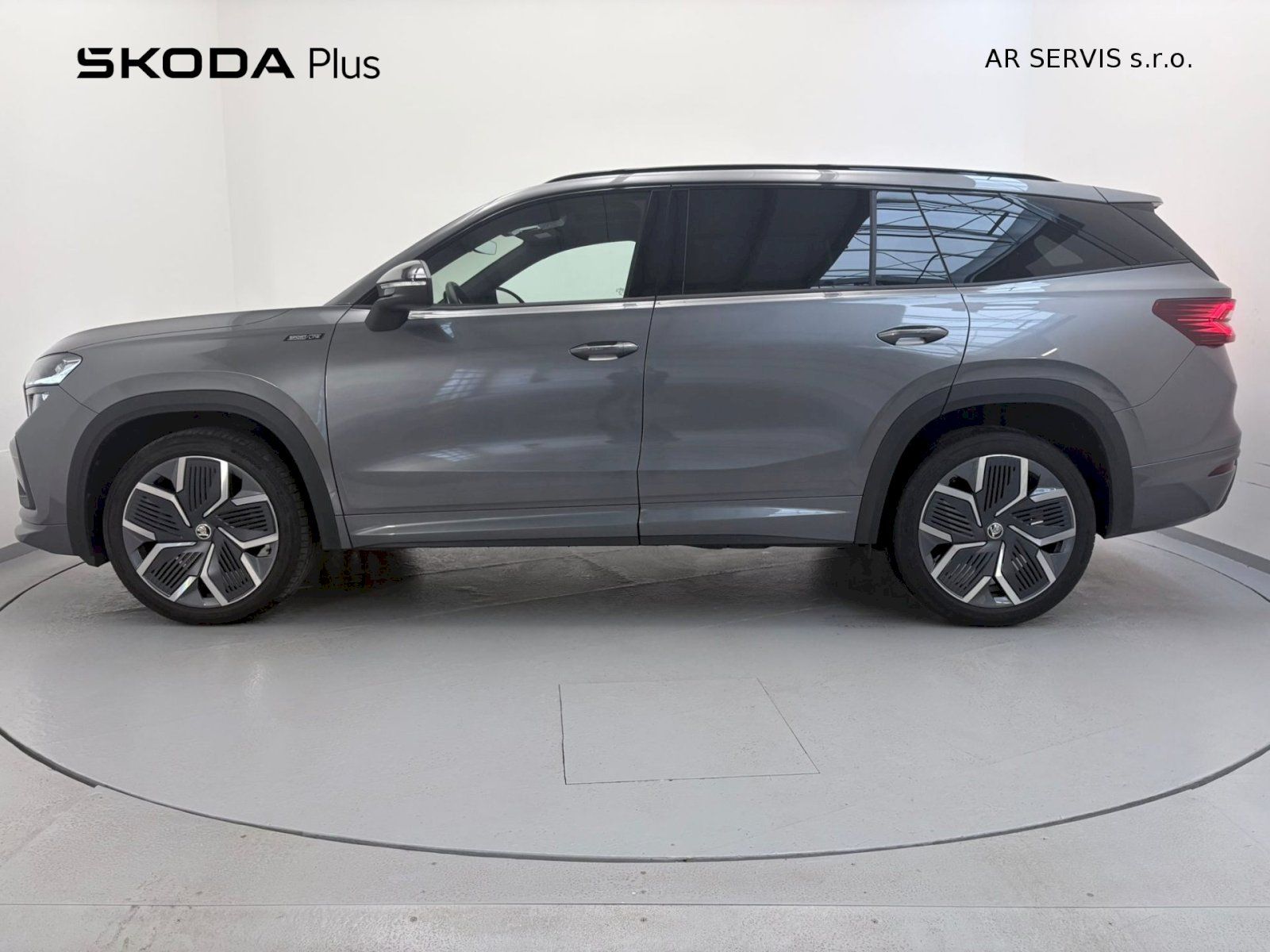 Škoda Kodiaq, Sportline 2.0TDI/142kW 4x4 7DS - fotka 3