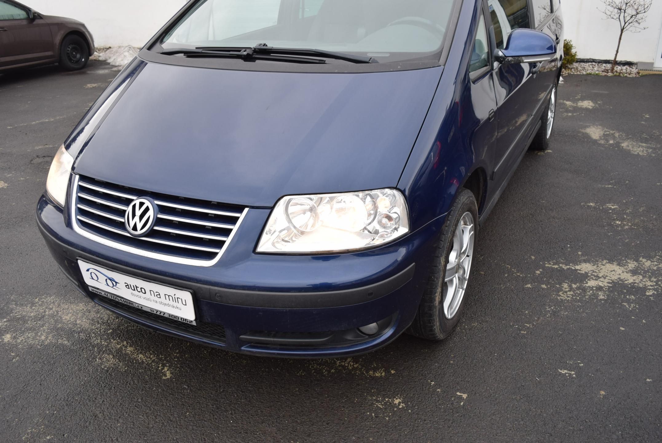 Volkswagen Sharan, 1.9TDI 85kw BVK 7MÍST TAŽNÉ - fotka 2