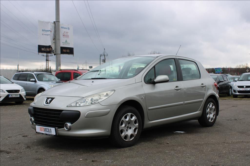 Peugeot 307, 1,6 HDi  1.maj., ČR, serviska