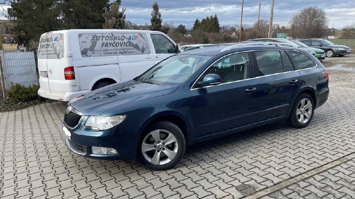 Škoda Superb, 1.8 Tsi 118KW // DSG // - fotka 2