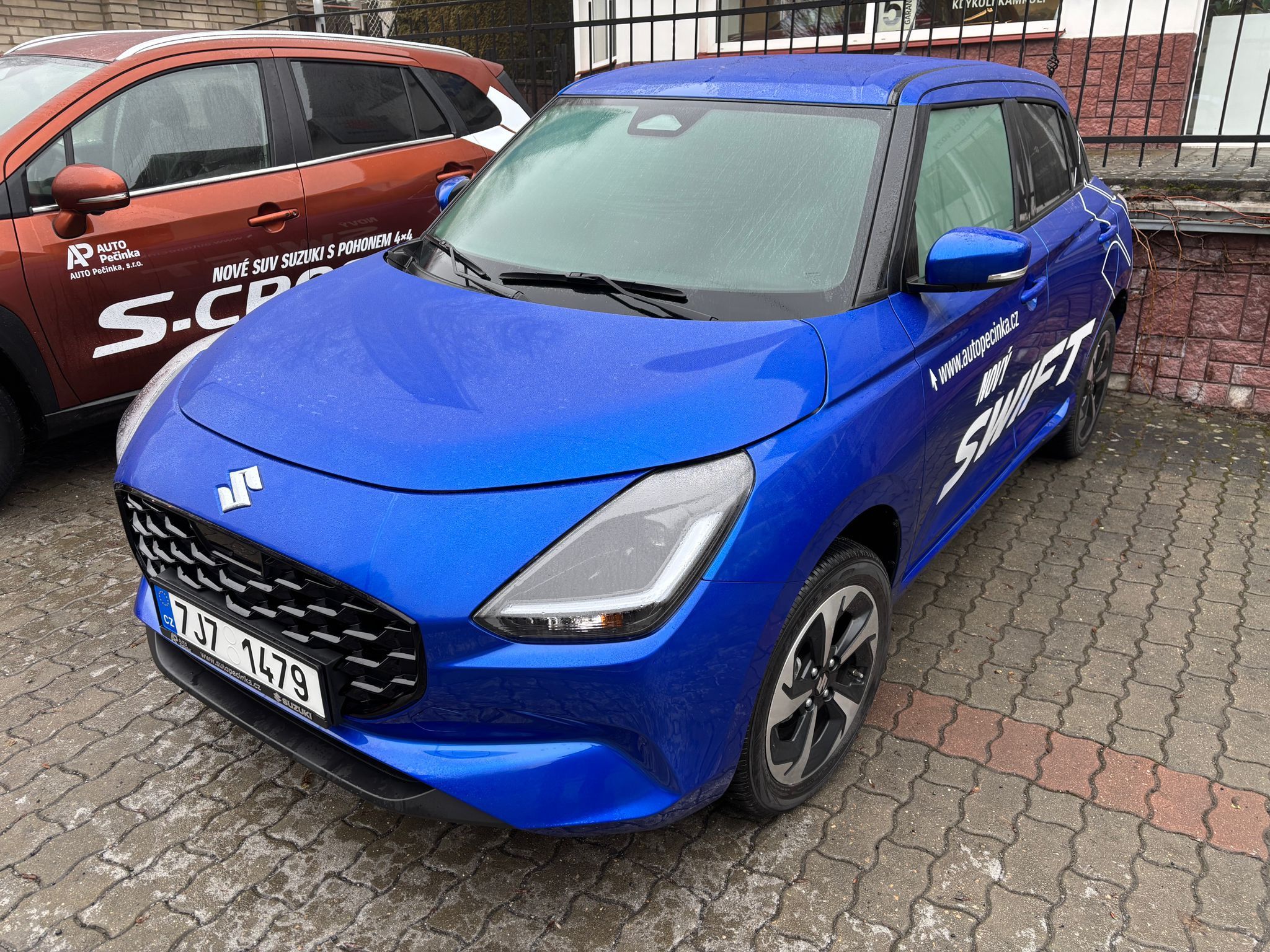 Suzuki Swift, 1,2 Elegance AllGrip Hybrid - fotka 2