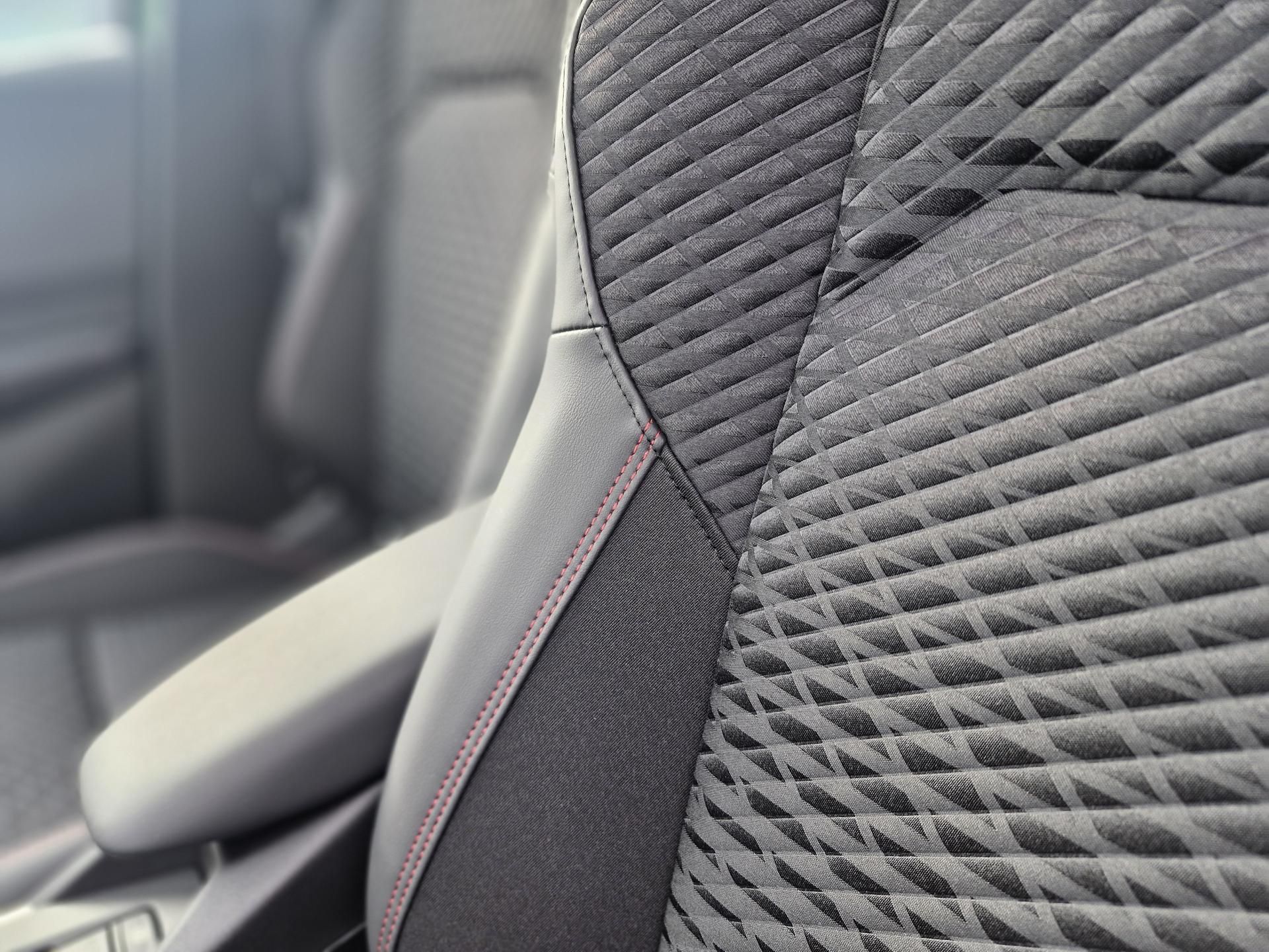 Renault Clio, techno E-Tech full hybrid 160 - fotka 6