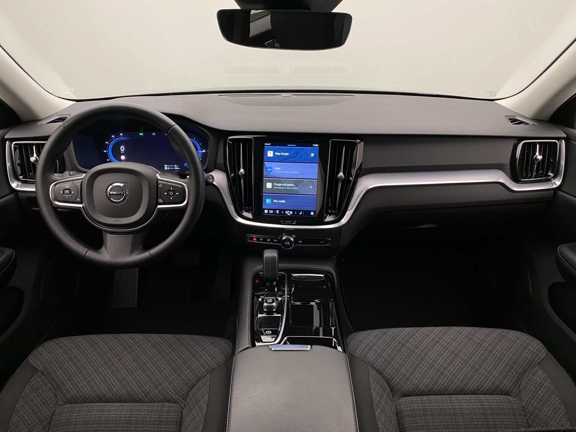 Volvo V60, T6 AWD RECHARGE CORE AUT - fotka 2