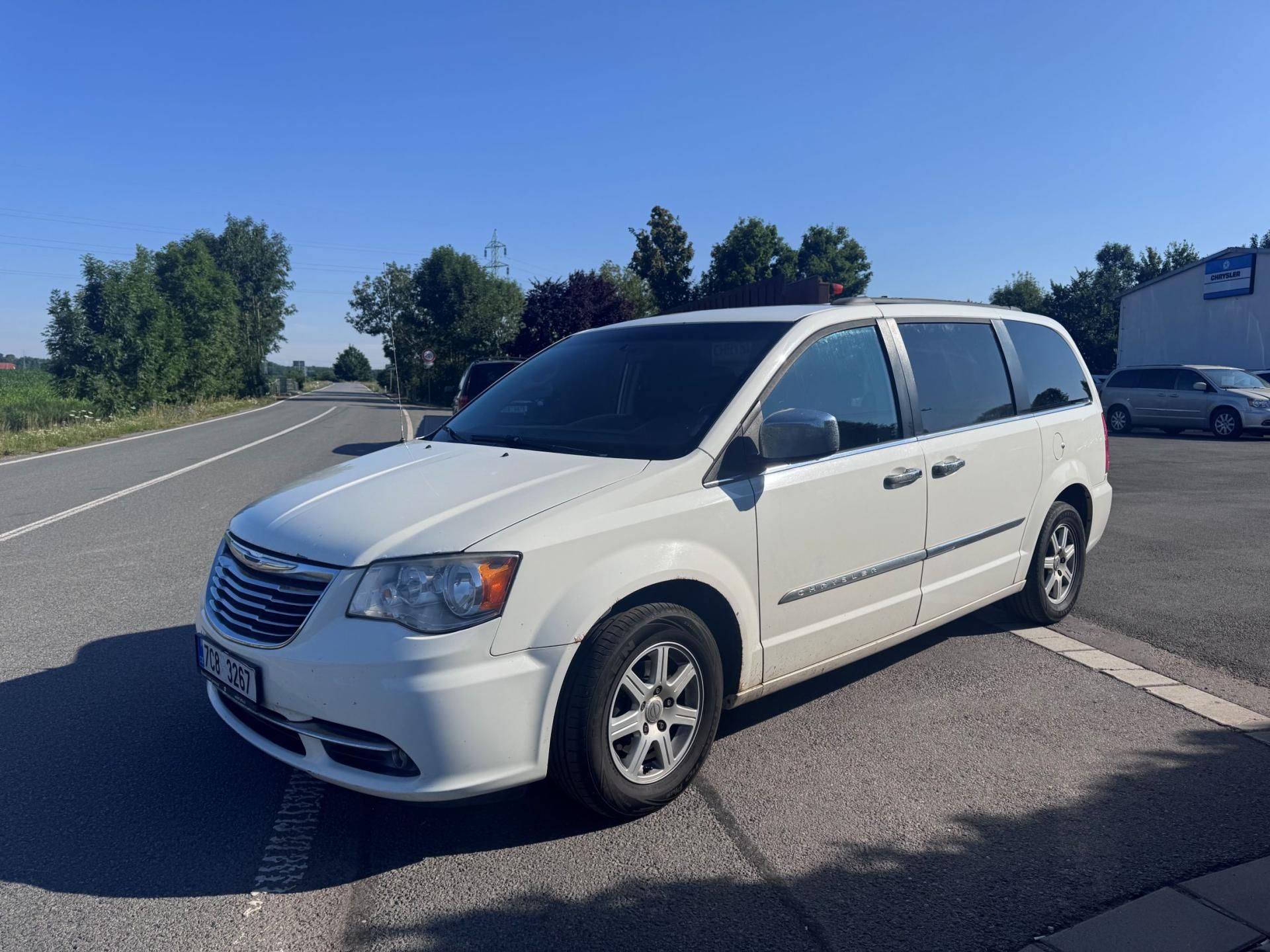 Chrysler Town & Country, 3,6 V6 RT El dveře DO 2011 - fotka 2