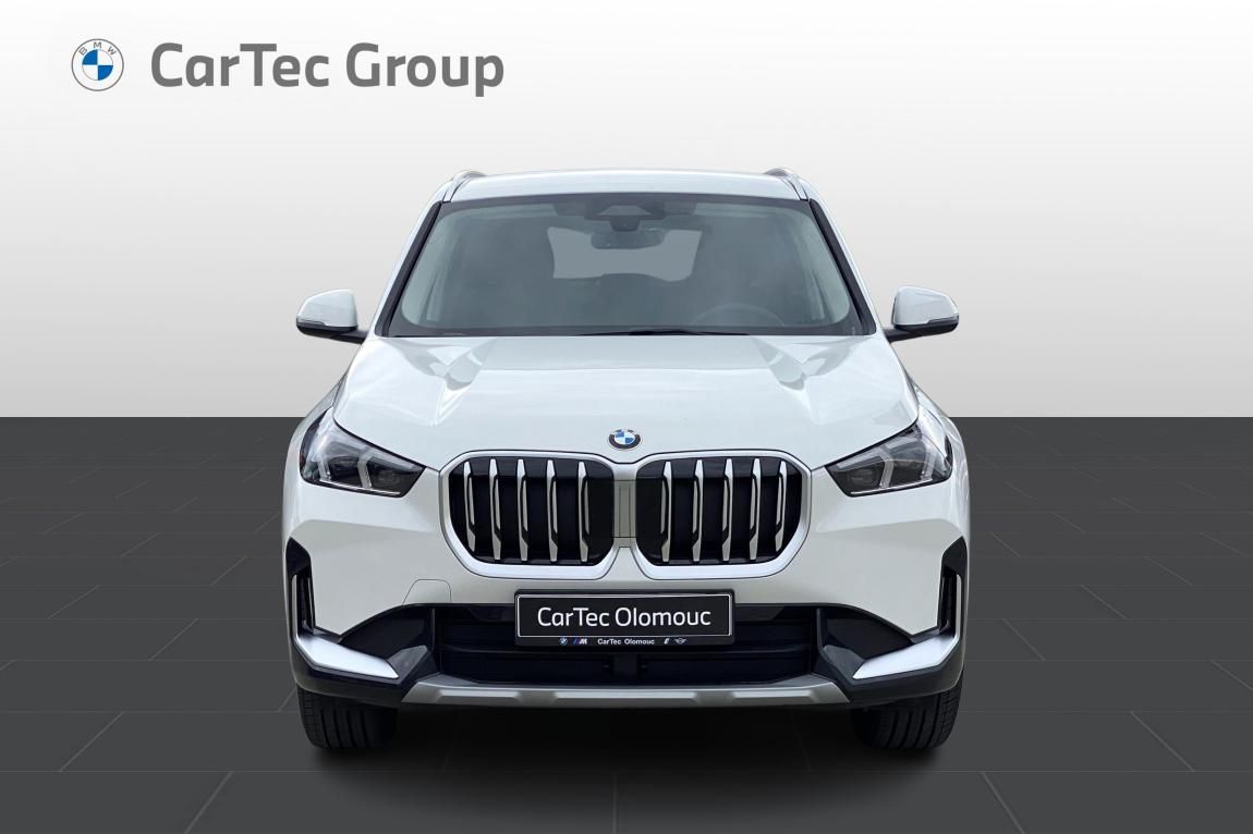 BMW X1, sDrive18d - fotka 2
