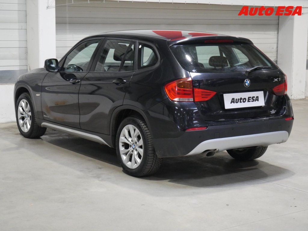 BMW X1, 2.0 D xDrive 18d,AC - fotka 6