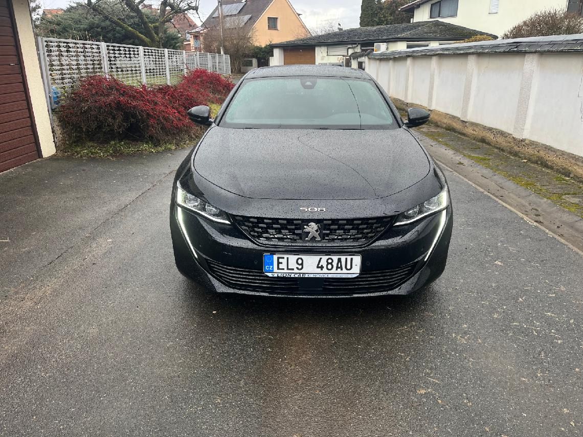 Peugeot 508, Peugeot 508 HYBRID 225 e-EAT8