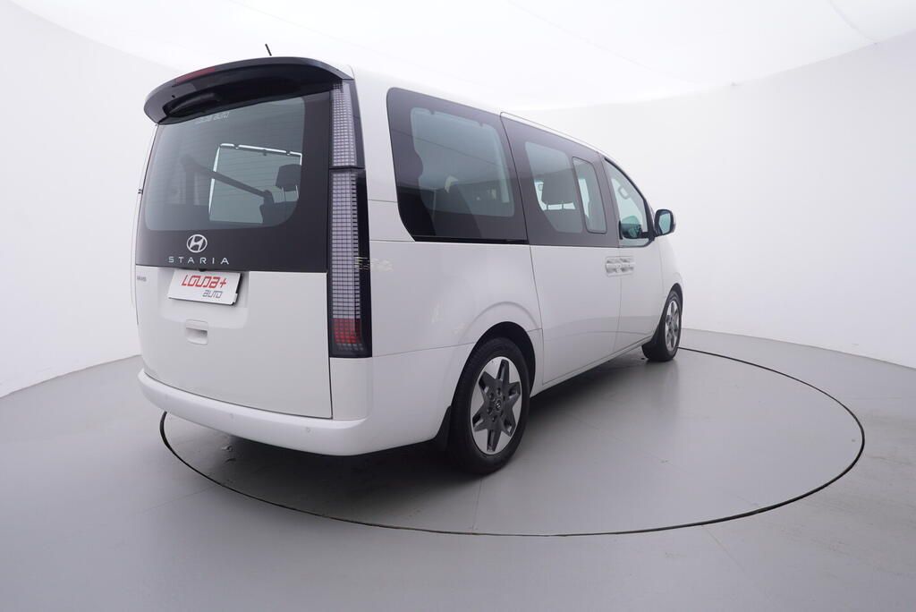 Hyundai Staria, 2.2 CRDi 130 kW - fotka 5