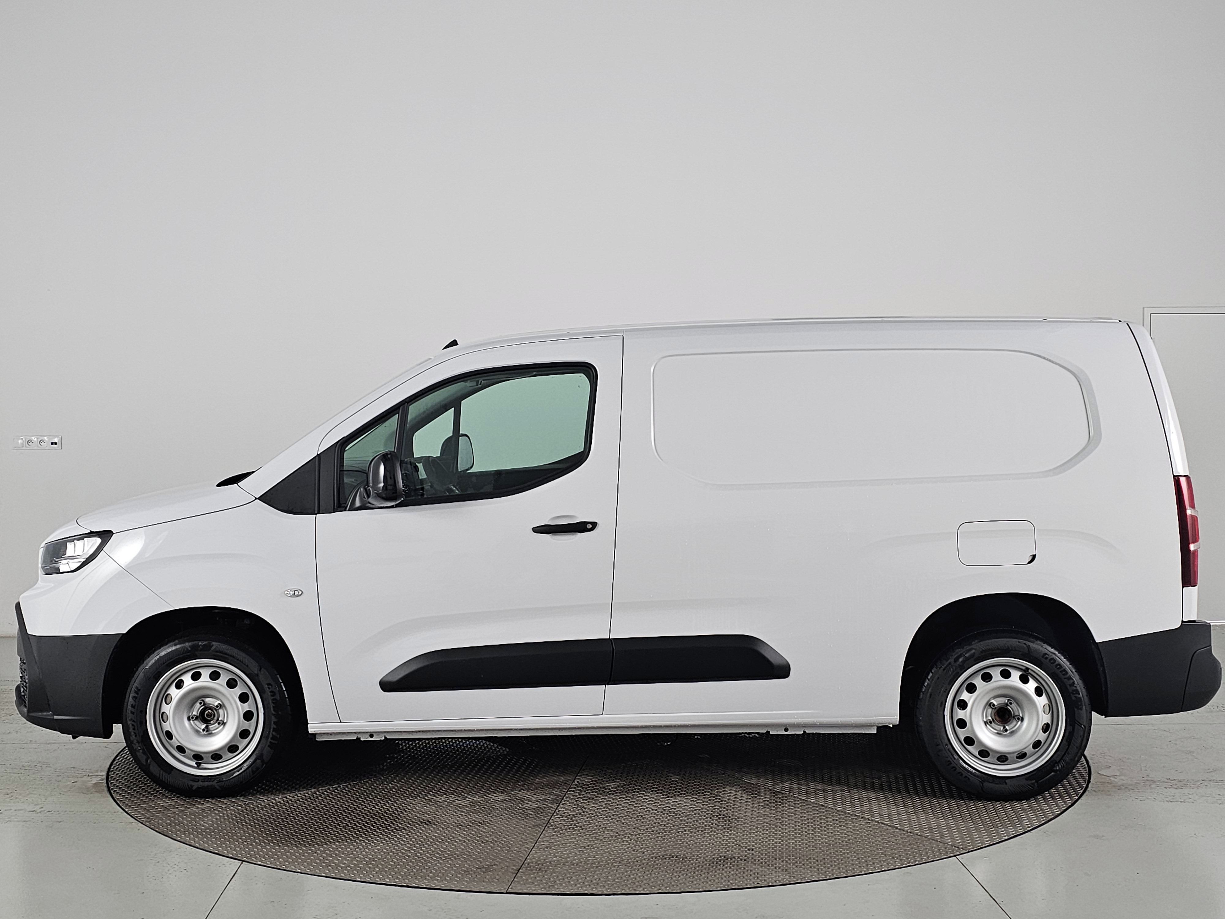 Toyota Proace City, VAN Long 1.5D 6MT 130k Active - fotka 5