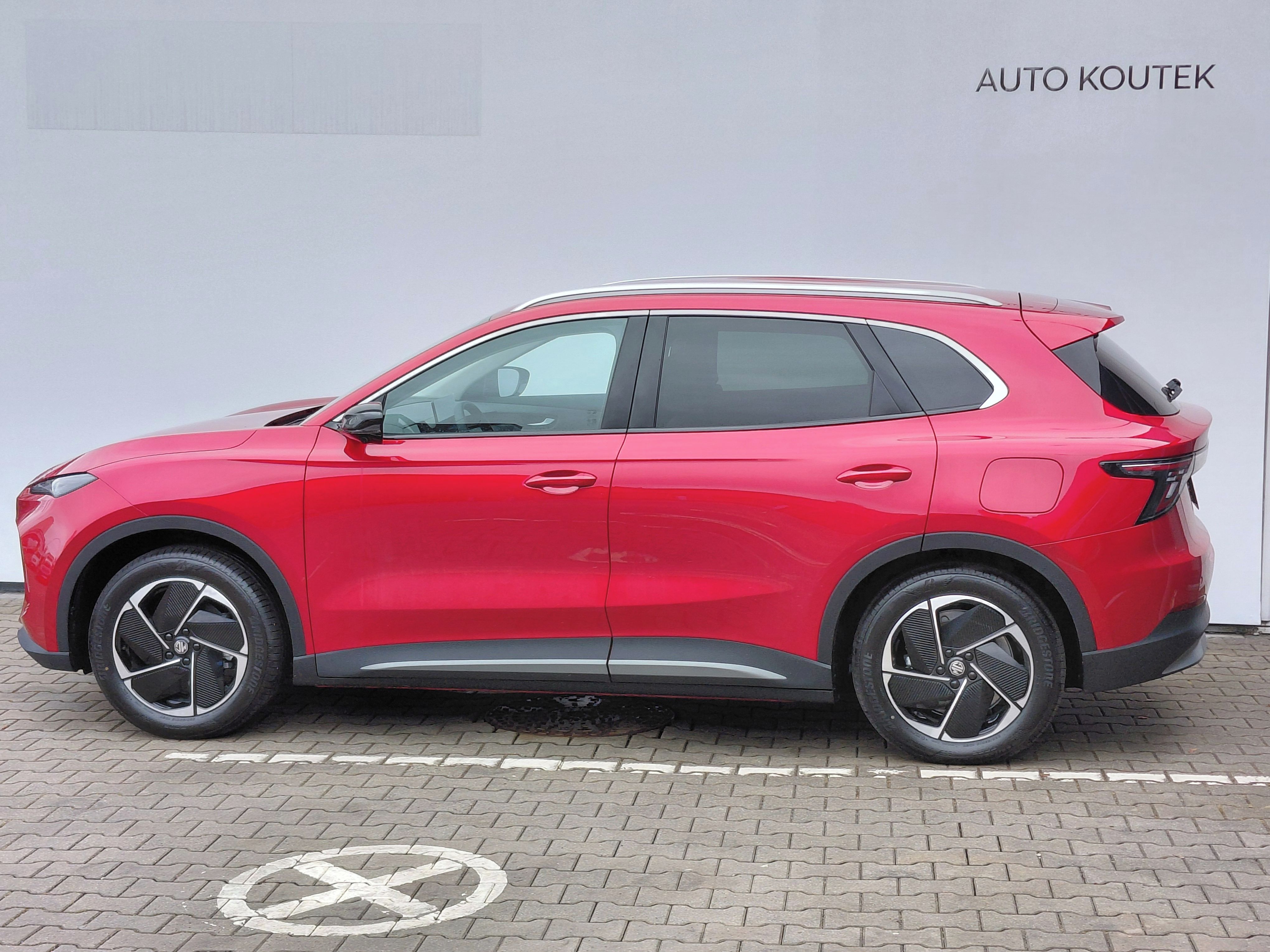 MG MGS5 EV, EXCLUSIVE 64 kWh 231PS - fotka 3
