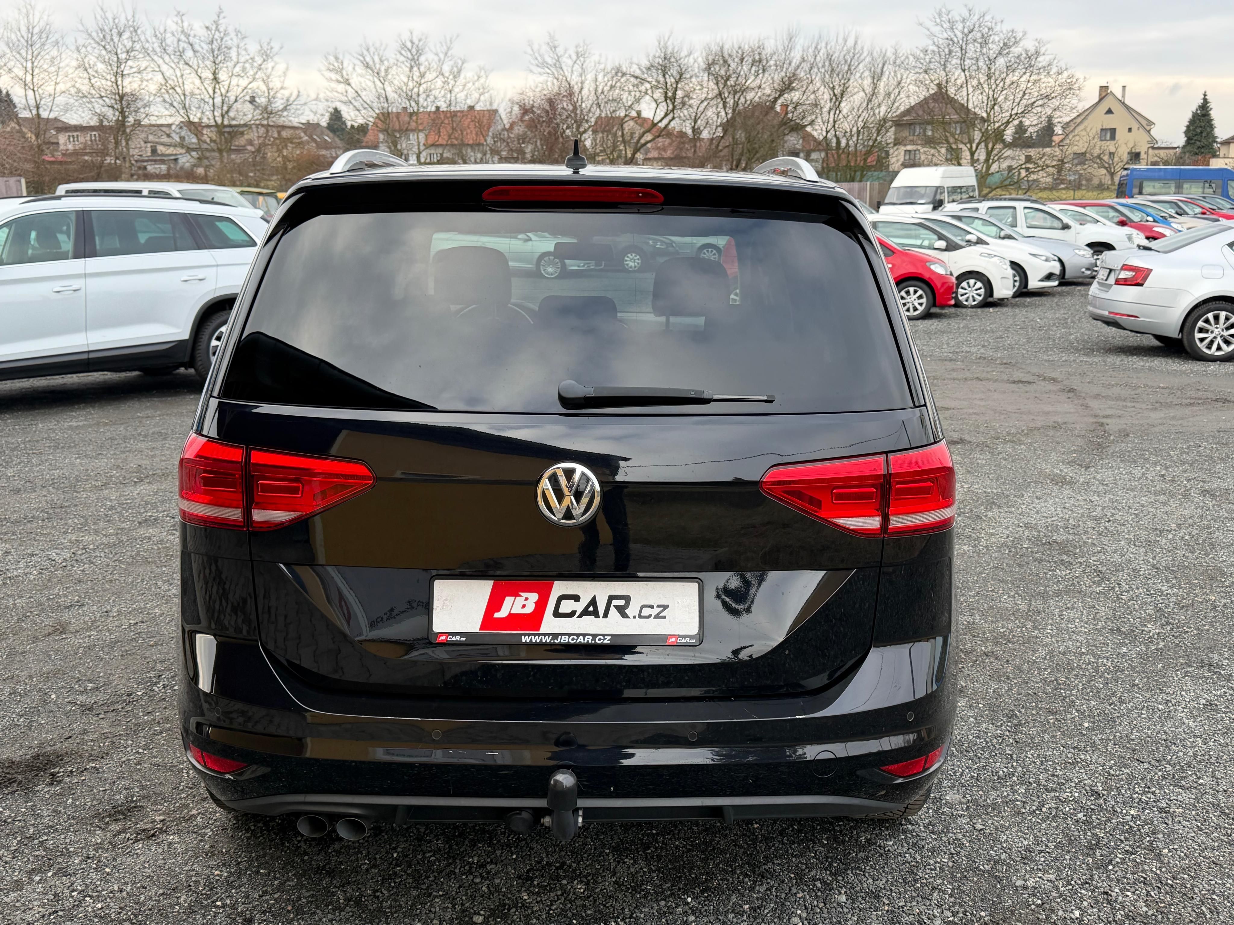 Volkswagen Touran, 2.0 TDI 110KW DSG HIGHLINE 7.M - fotka 3