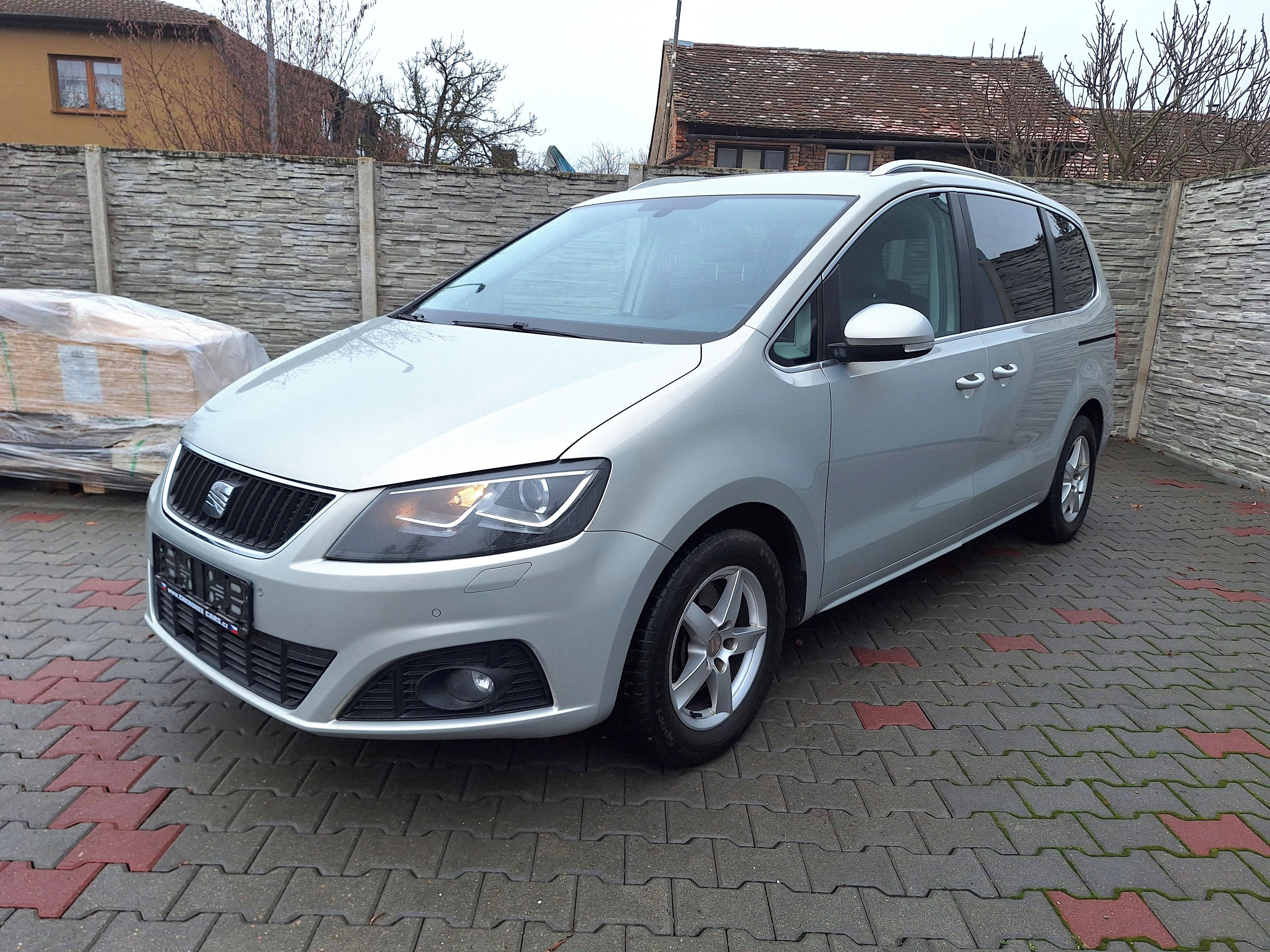 Seat Alhambra, 2,0TDI,103kW,DSG,plný servis - fotka 2